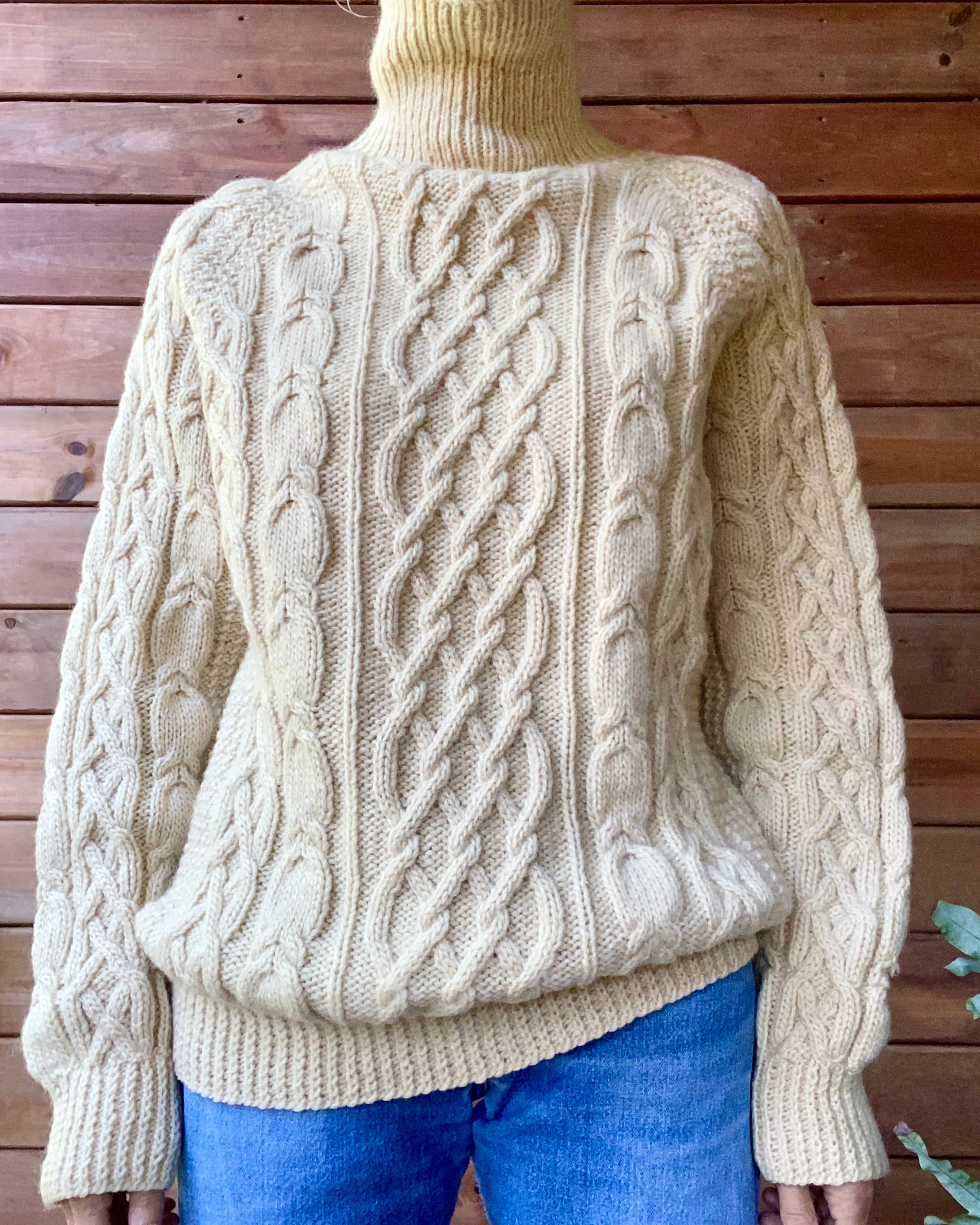 Vintage Handknit Aran Cable Raglan Fisherman Sweater L