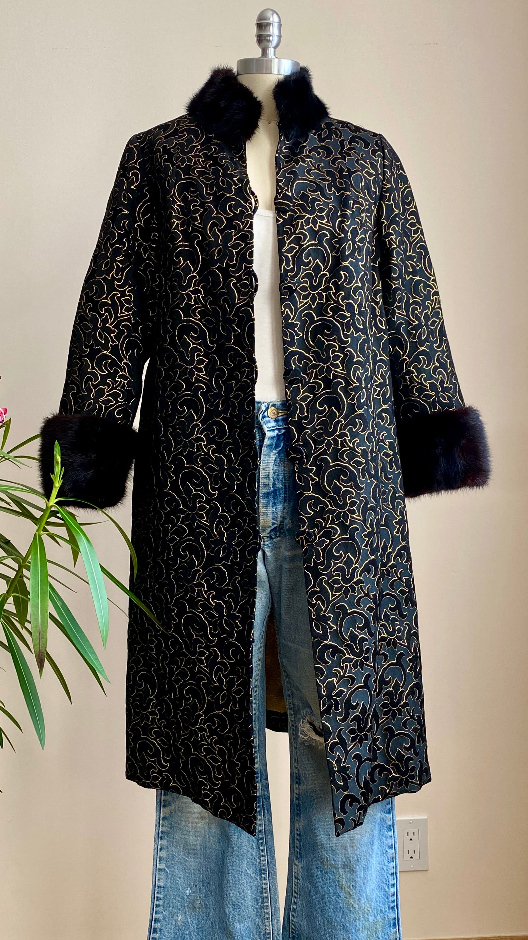 Vintage 1960s Black and Gold Floral Brocade Evening Coat with Mink Fur Trim New Condition S