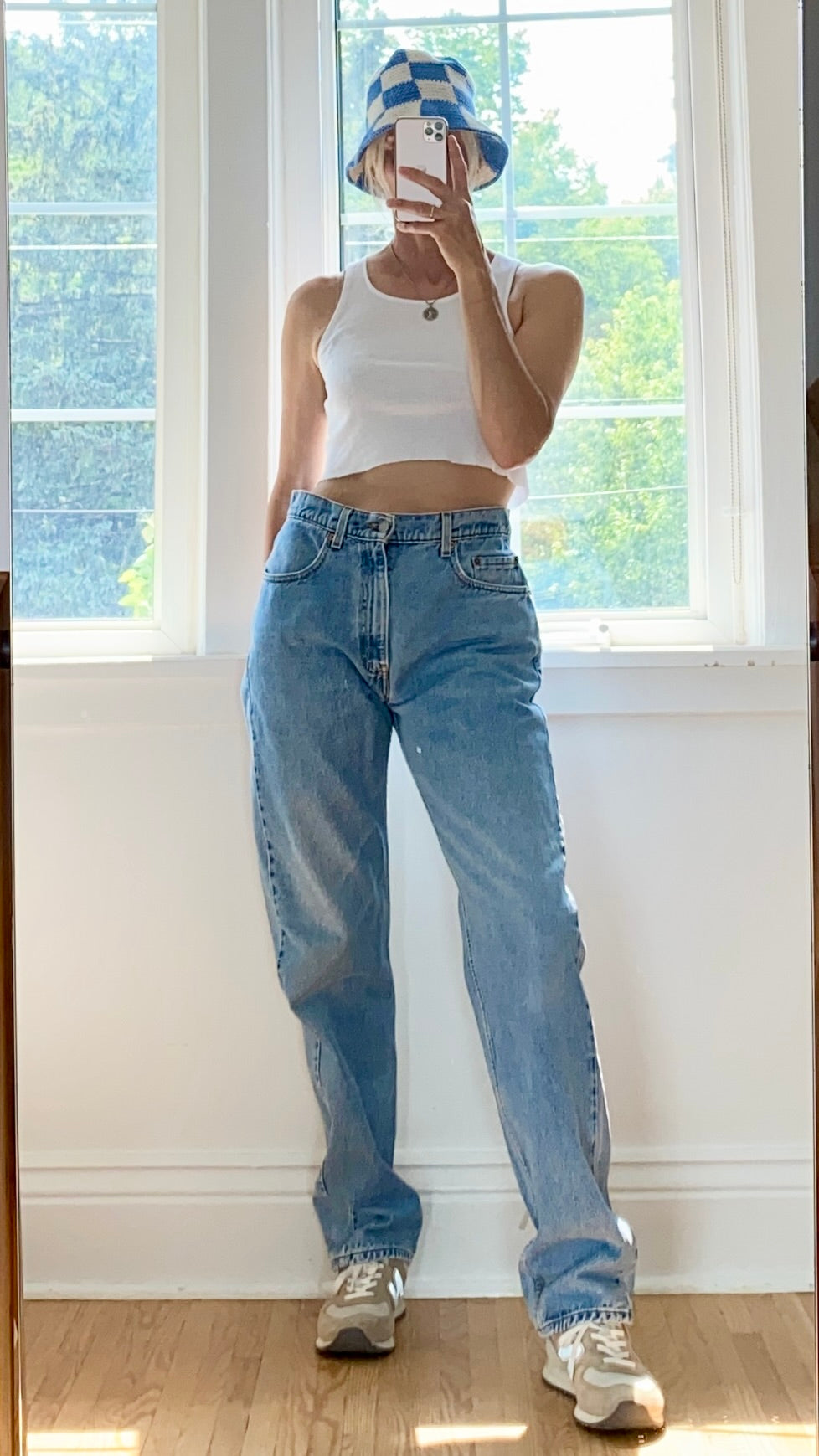 Vintage 1990s Levis 505 Light to Medium Wash 31 to 32
