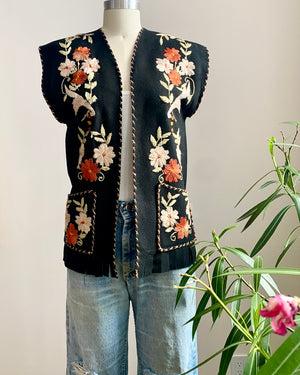 Vintage 1940s Mexican Black Wool With Floral Silk Embroidery XS S