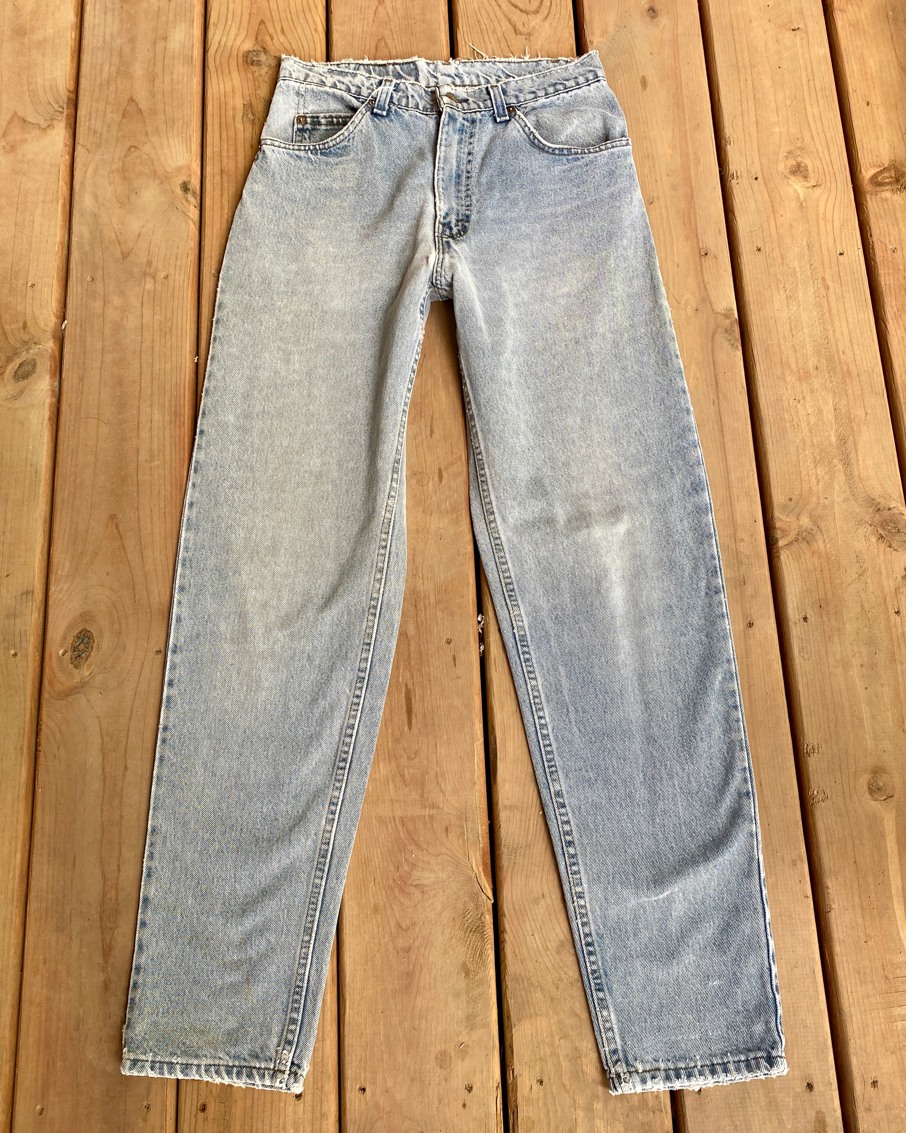 Vintage 1980s Black Tab Levis 550 Light Grey Wash Jeans size 30
