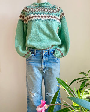 Vintage Hand Knit in New Brunswick COTTAGE CRAFT Tweeds & Yarns Fair Isle Pistachio Wool Sweater S M