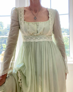 VINTAGE 1970s Gunne Sax style Fairy Tiered Sage Green Voile Lace Prairie Maxi Dress 6