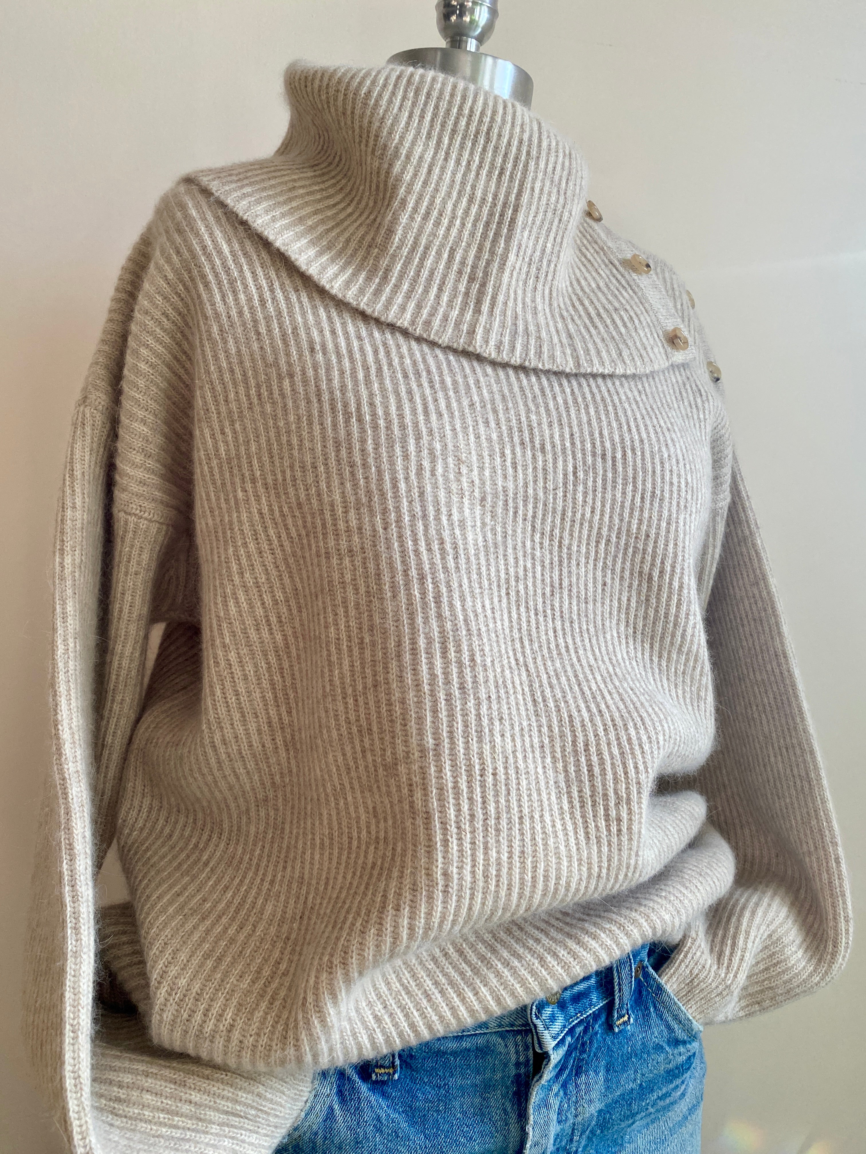 Vintage 1990s Casual Corner Tan Marle Rib Wool Angora Blend Turtleneck with Buttons Sweater M