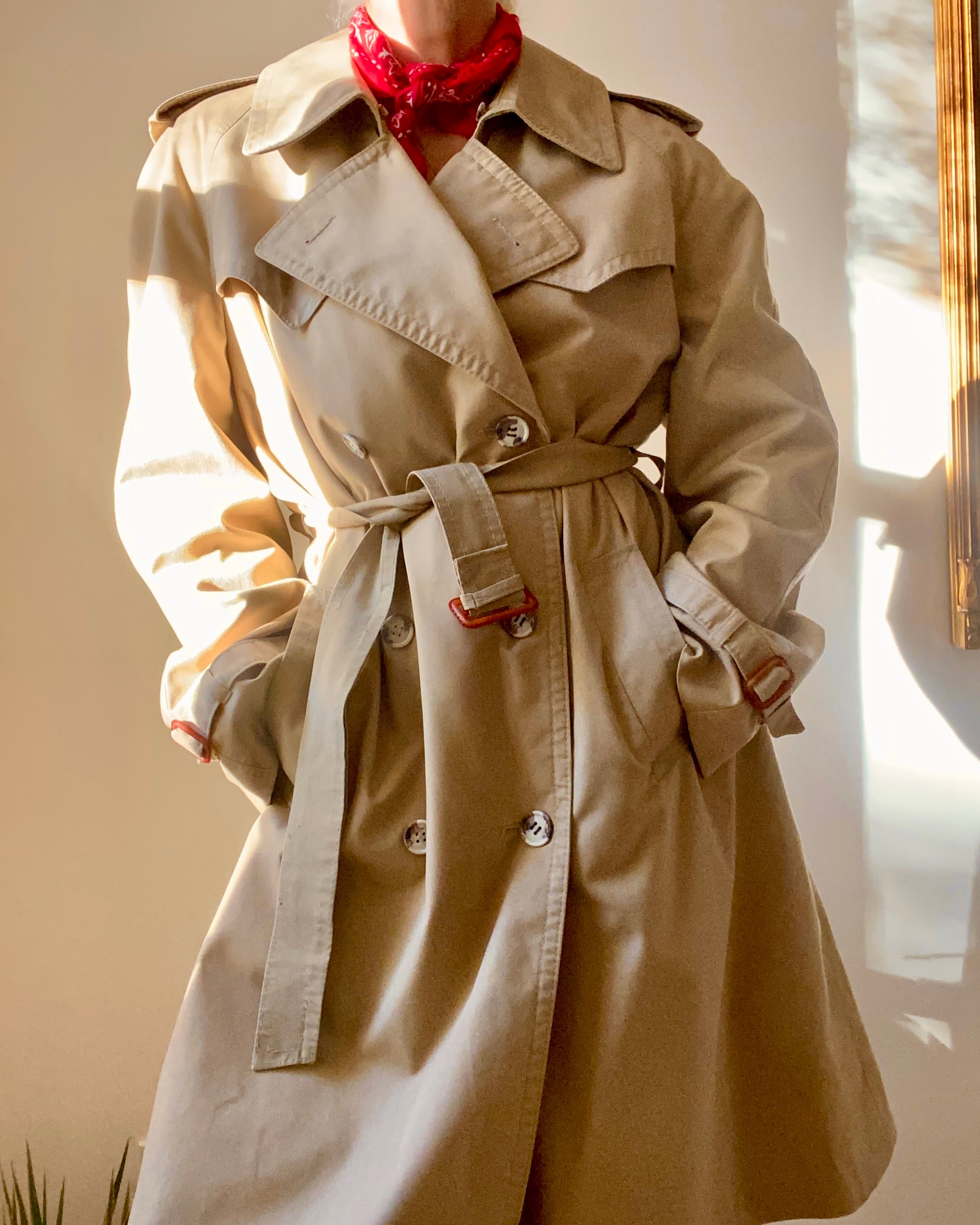 Vintage Classic Tan Trench Coat With Liner
