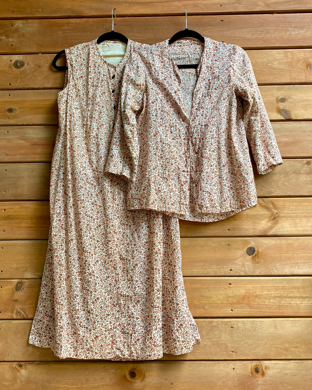 Vintage Dresses & Lingerie – Ardith