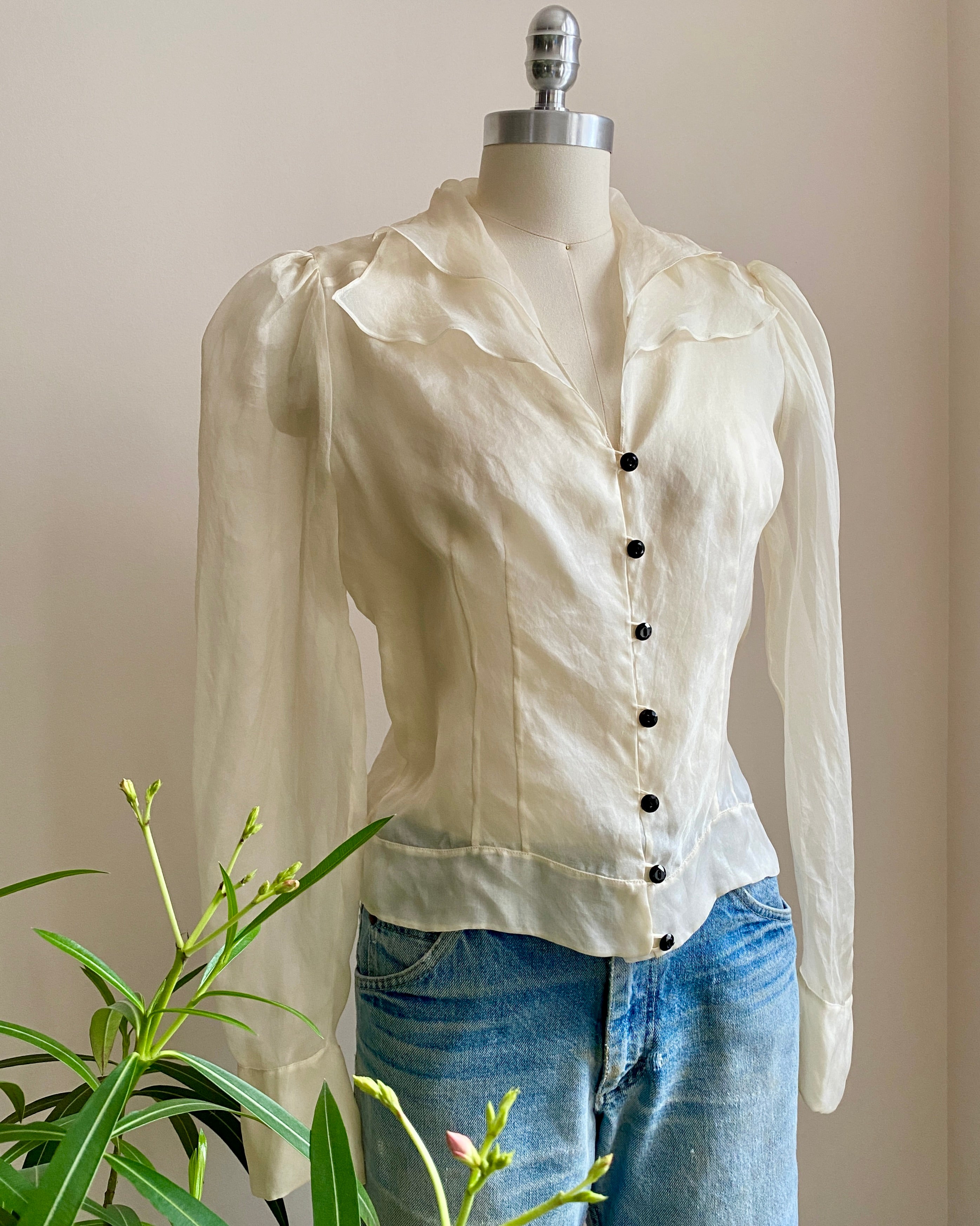 Vintage 1990s MISS TORRENTE Sheer Ivory 100% Silk Organza Blouse With gathered Sleeves 40 M