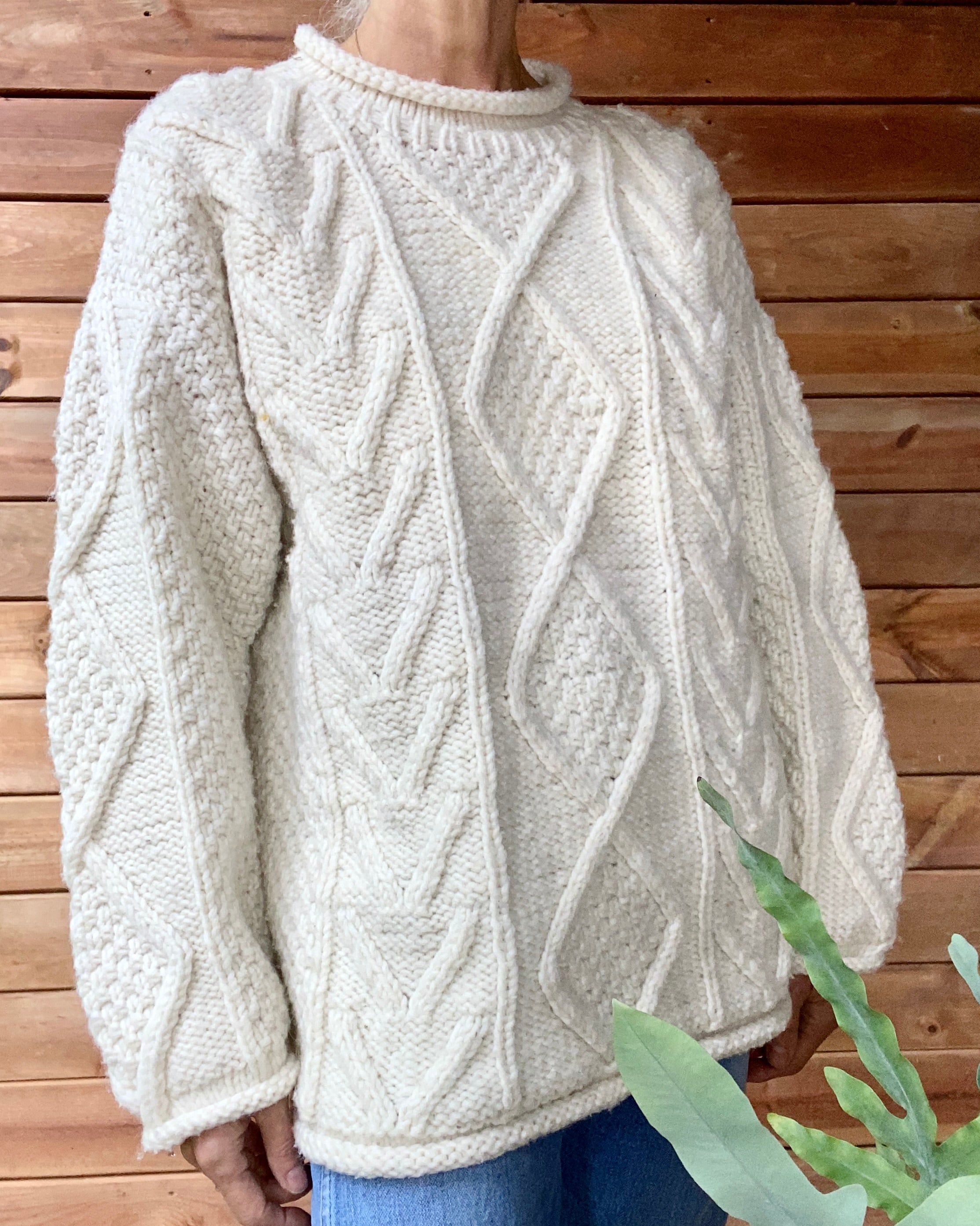 Vintage PURPLE MOUNTAIN Handknit Cream Aran Cable Sweater M