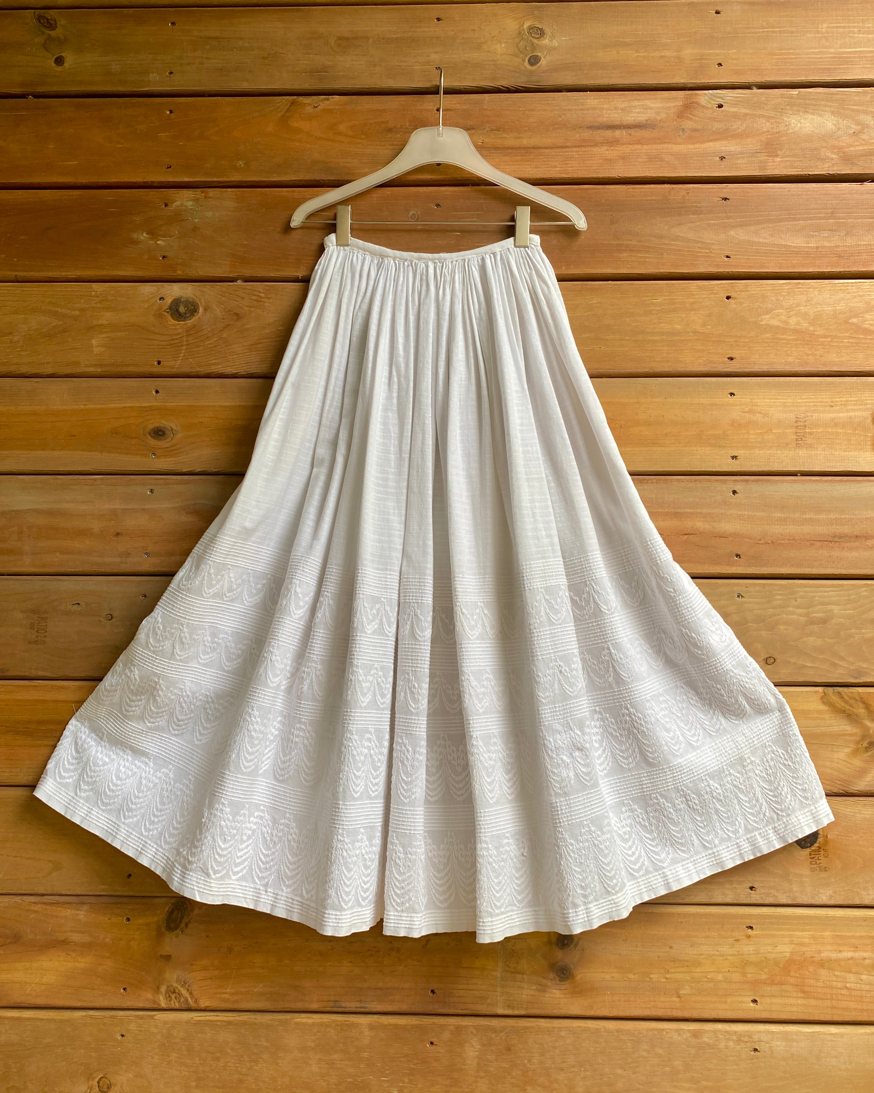 Antique Victorian White Embroidered Cotton Petticoat – Ardith