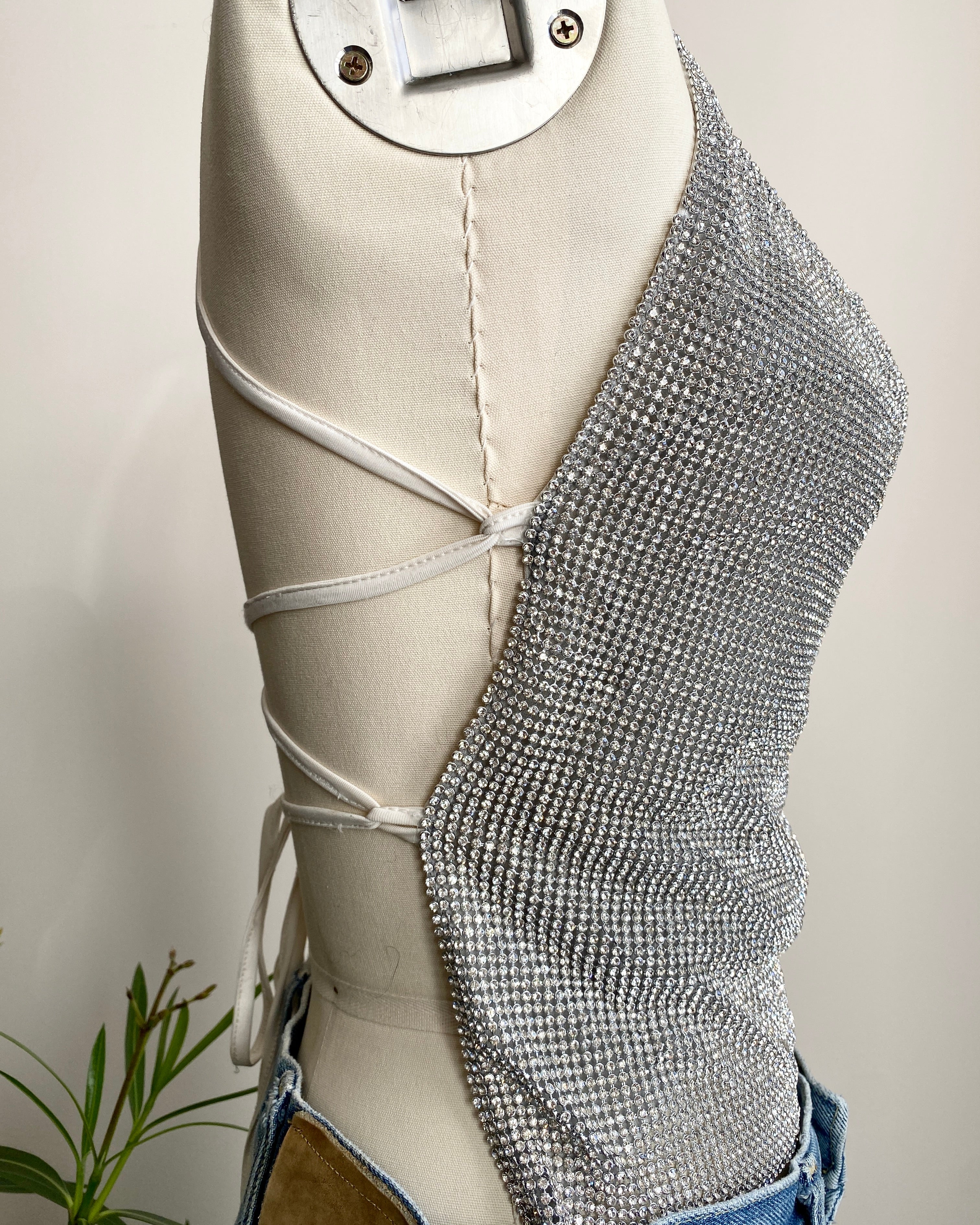 Vintage 1990s Rhinestone Chain Mail / Metal Mesh / Metal Net Cowl Neck Spaghetti Strap Top SM 4 6