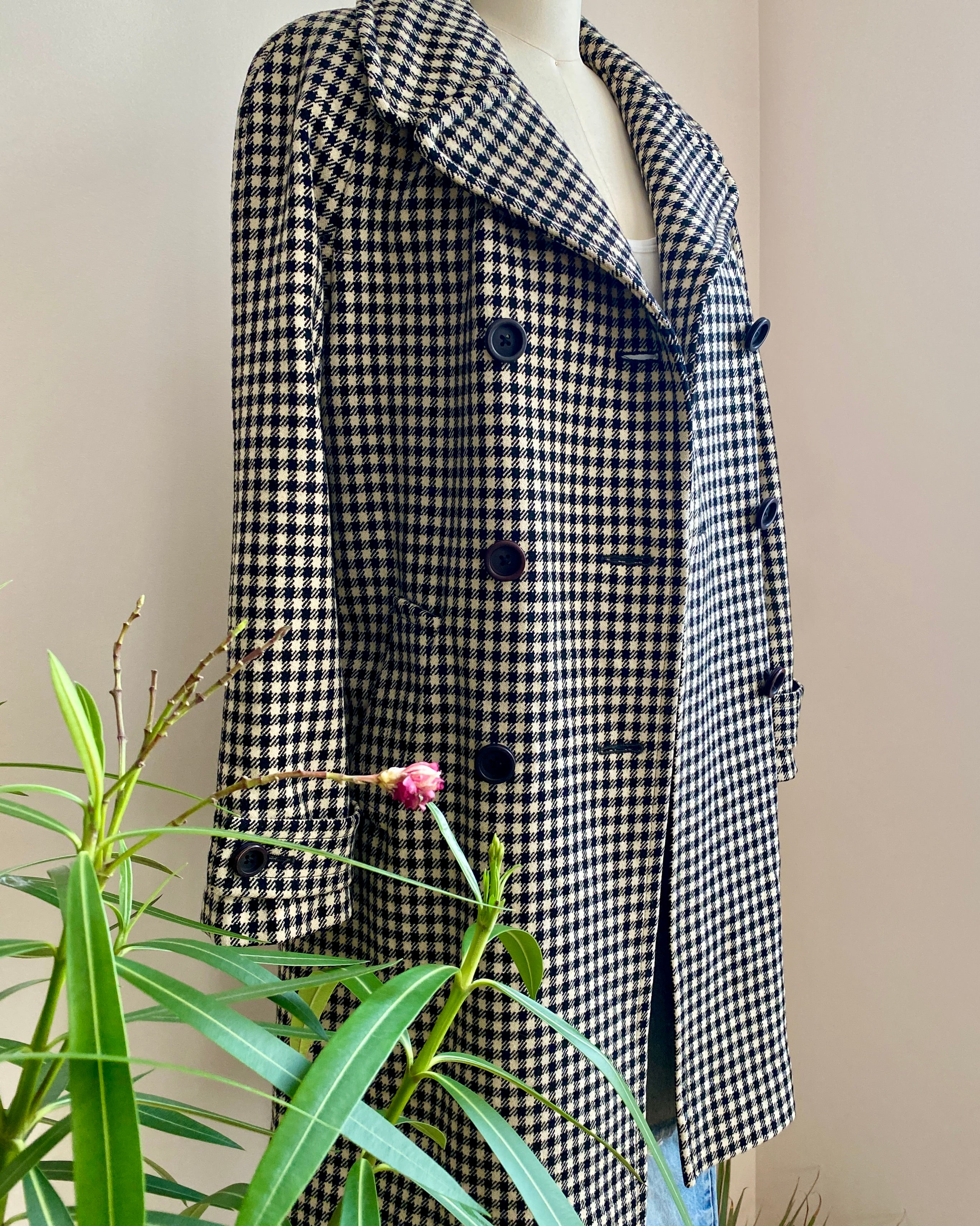 Vintage 1960s MAC CALLUM Black & Ivory Wool Scottish Tweed Check Double Breasted Coat With Belt S or M