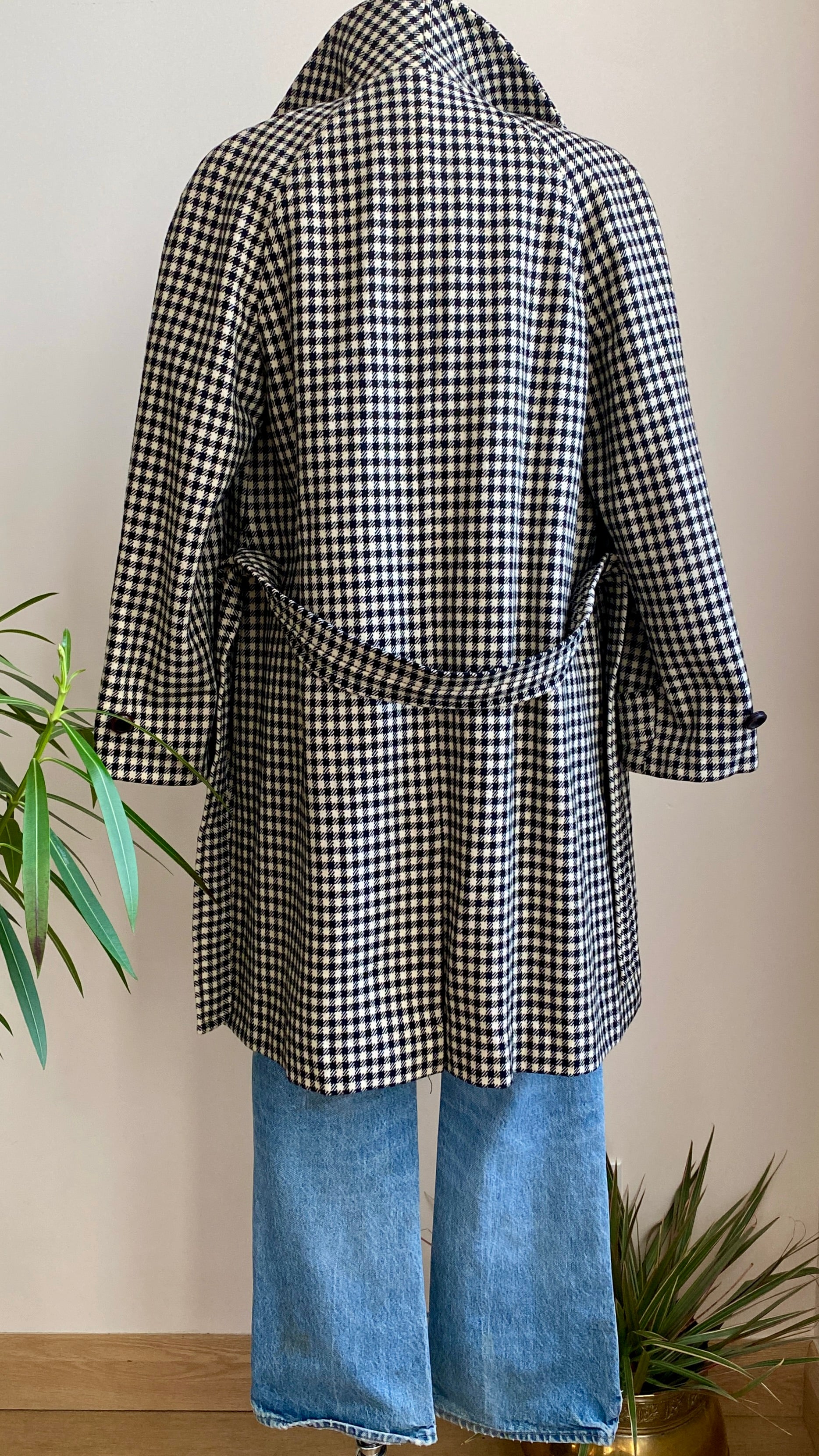 Vintage 1960s MAC CALLUM Black & Ivory Wool Scottish Tweed Check Double Breasted Coat With Belt S or M