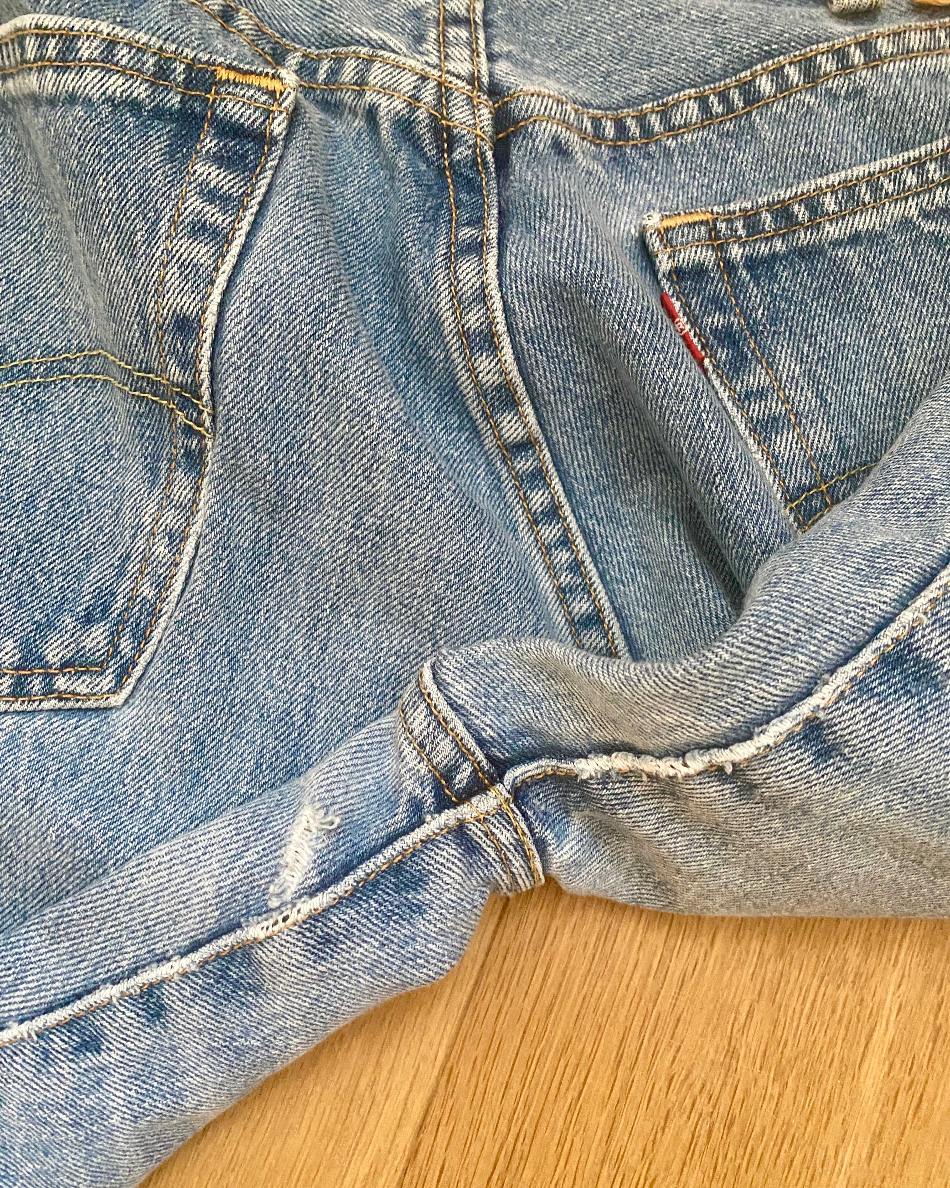 Vintage Y2K Levis 517 Boot Cut Light to Medium Wash Jeans 31 or 32