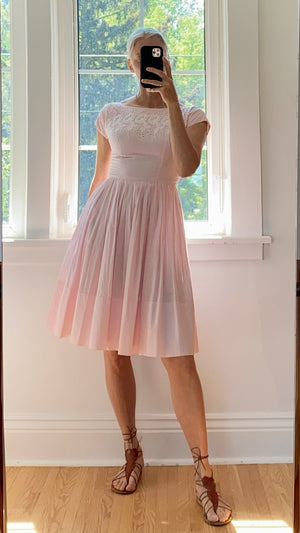 Vintage 1950s Pink Cotton and Lace and Eyelet Pleated Dress M