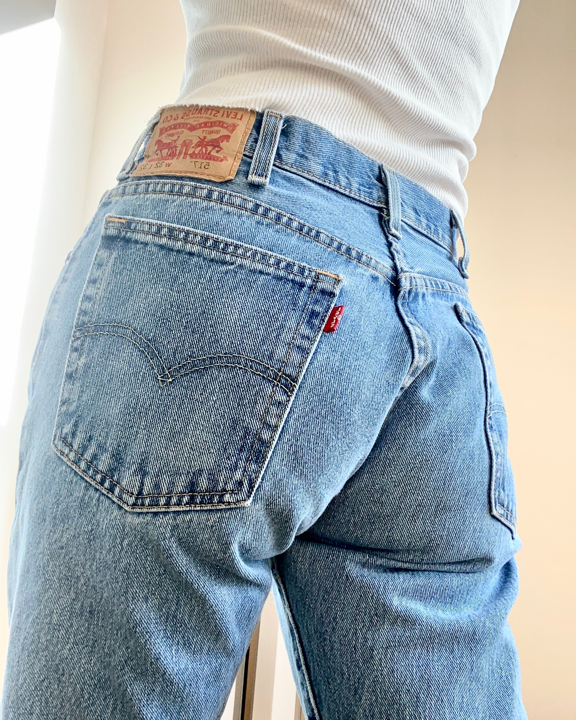 Vintage Y2K Levis 517 Boot Cut Light to Medium Wash Jeans 31 or 32