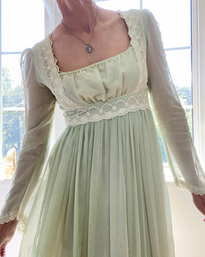 VINTAGE 1970s Gunne Sax style Fairy Tiered Sage Green Voile Lace Prairie Maxi Dress 6