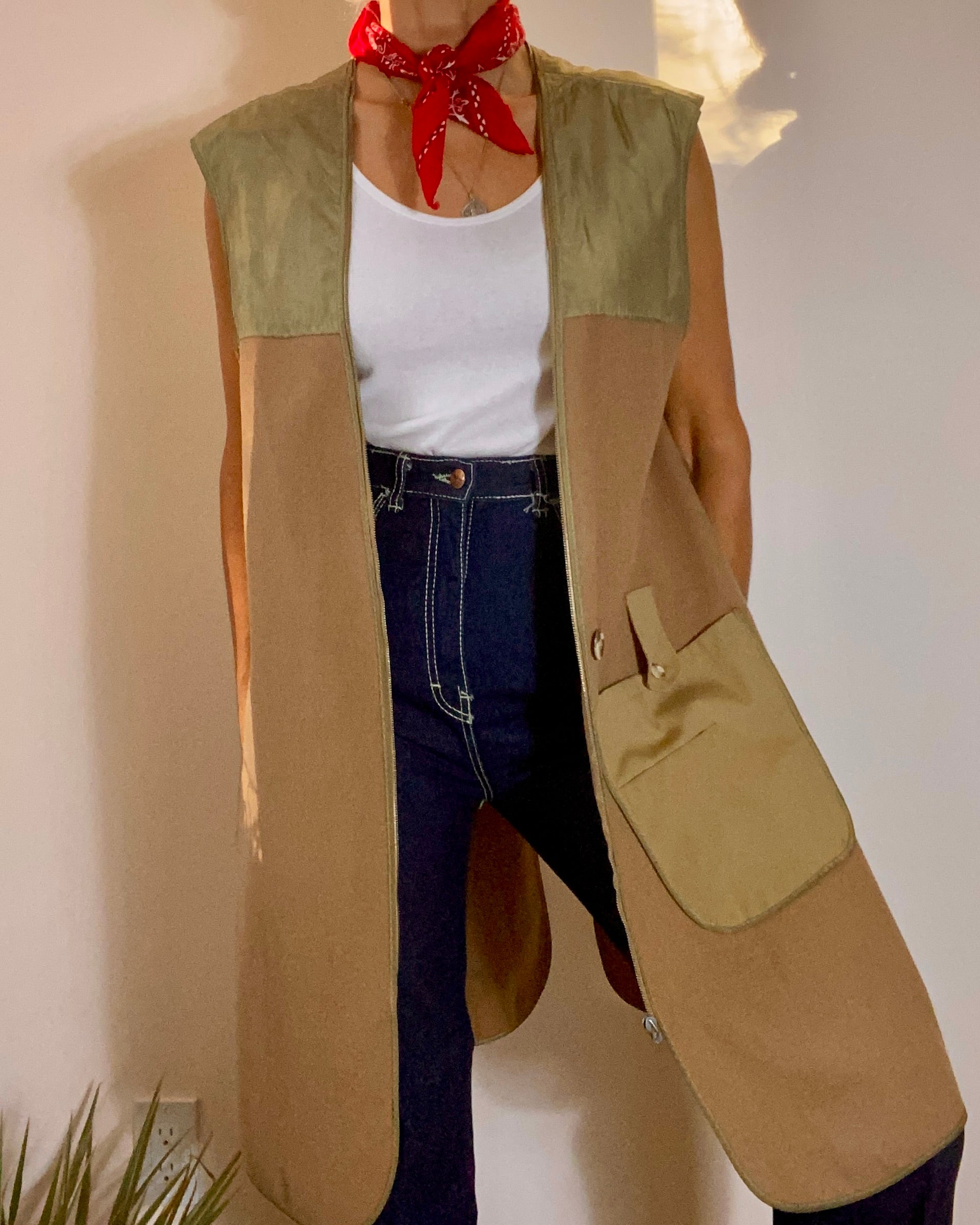 Vintage Classic Tan Trench Coat With Liner