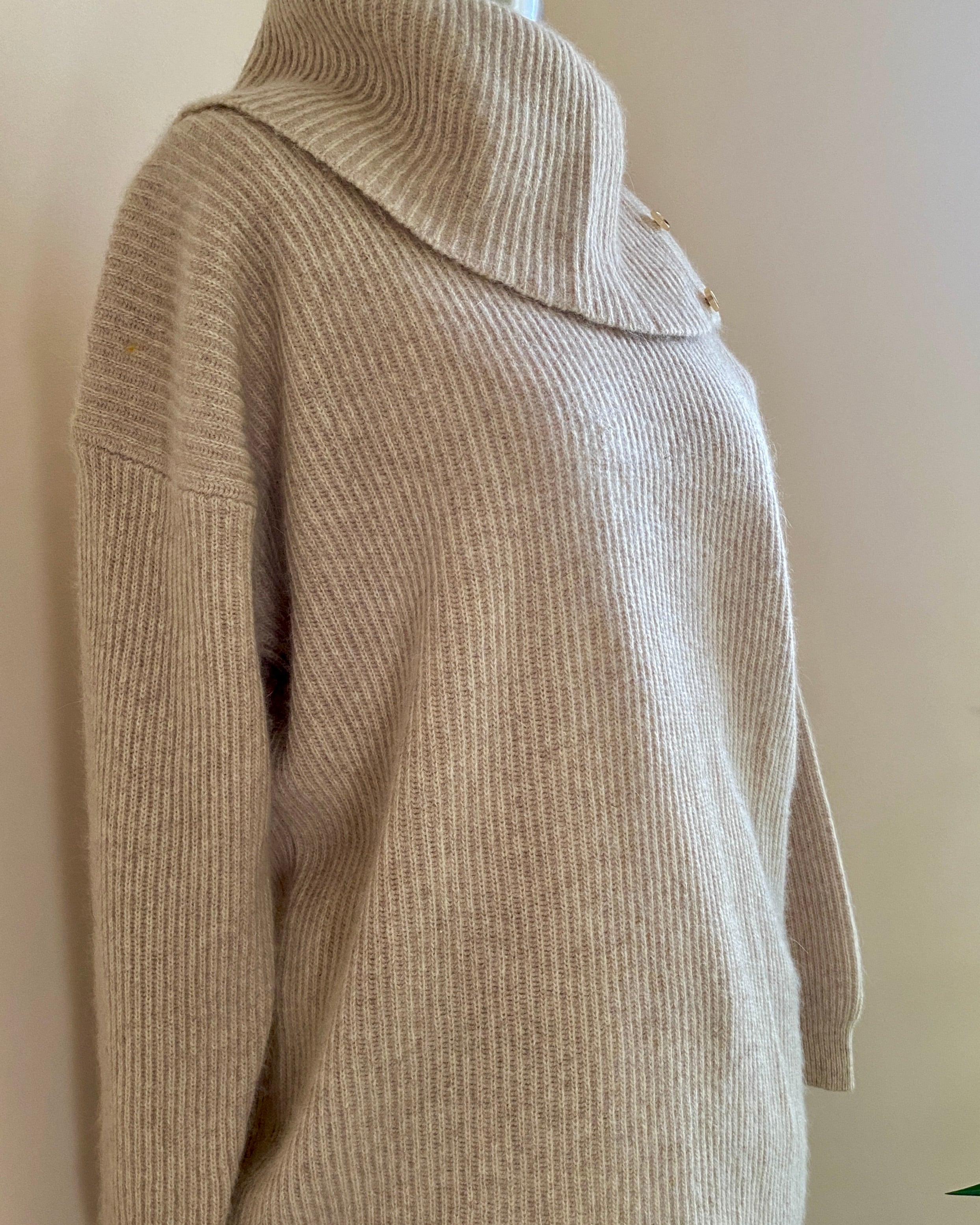 Vintage 1990s Casual Corner Tan Marle Rib Wool Angora Blend Turtleneck with Buttons Sweater M