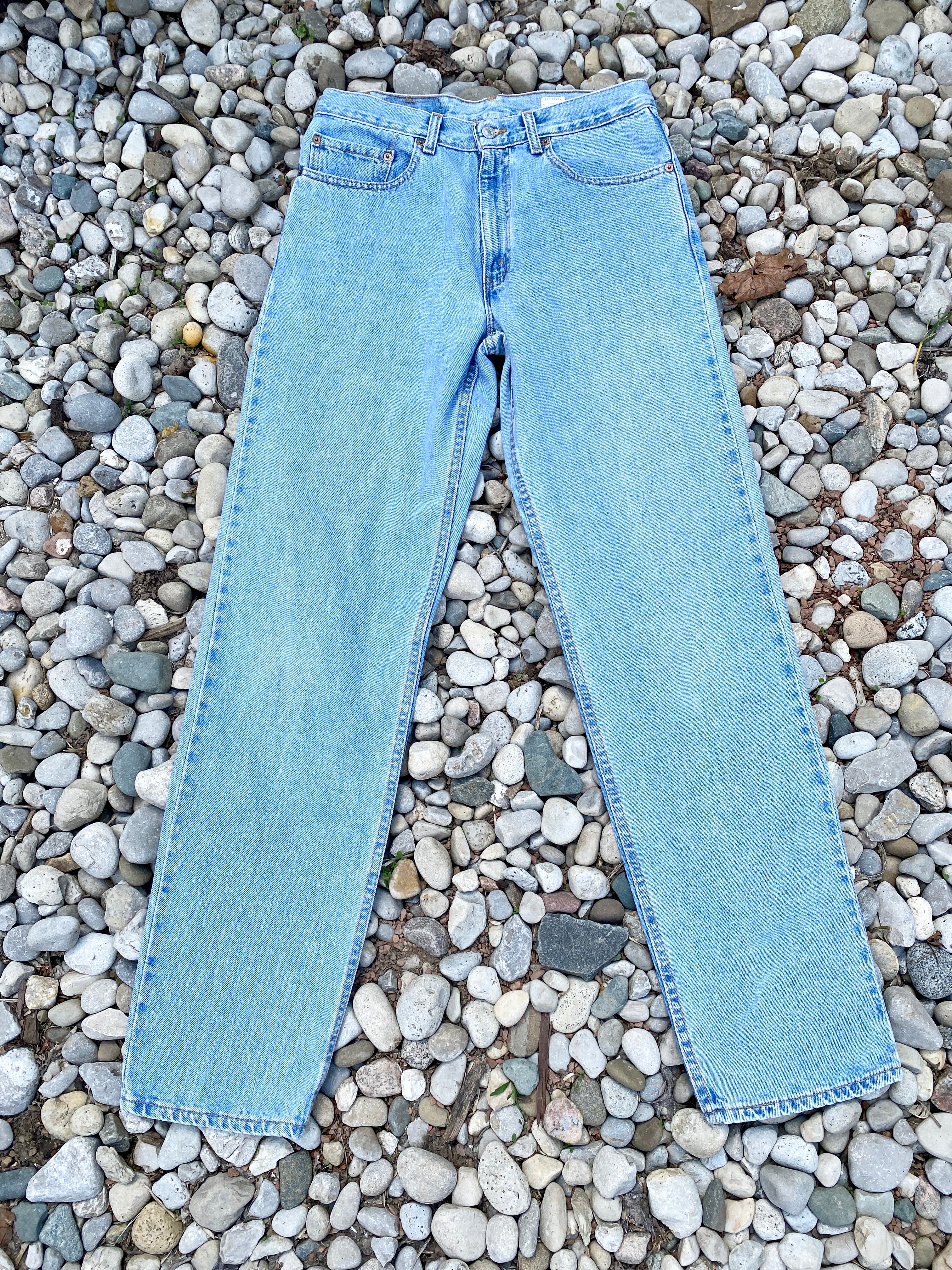 Vintage Levis 550 Light Wash Jeans size 32 Made in USA