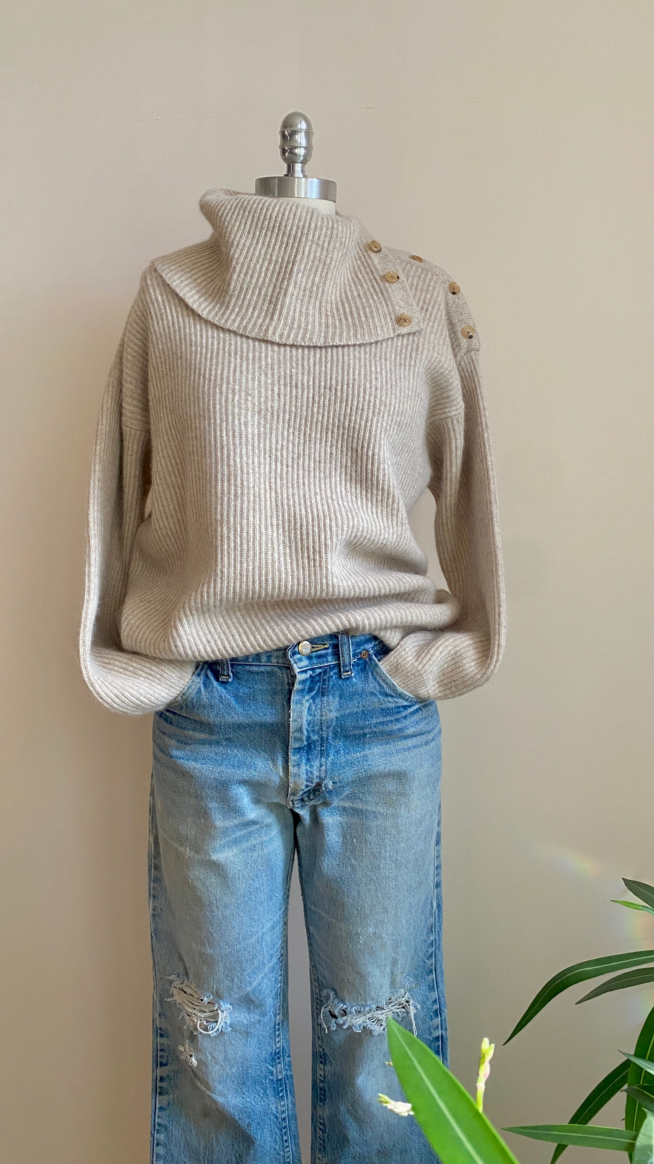 Vintage 1990s Casual Corner Tan Marle Rib Wool Angora Blend Turtleneck with Buttons Sweater M