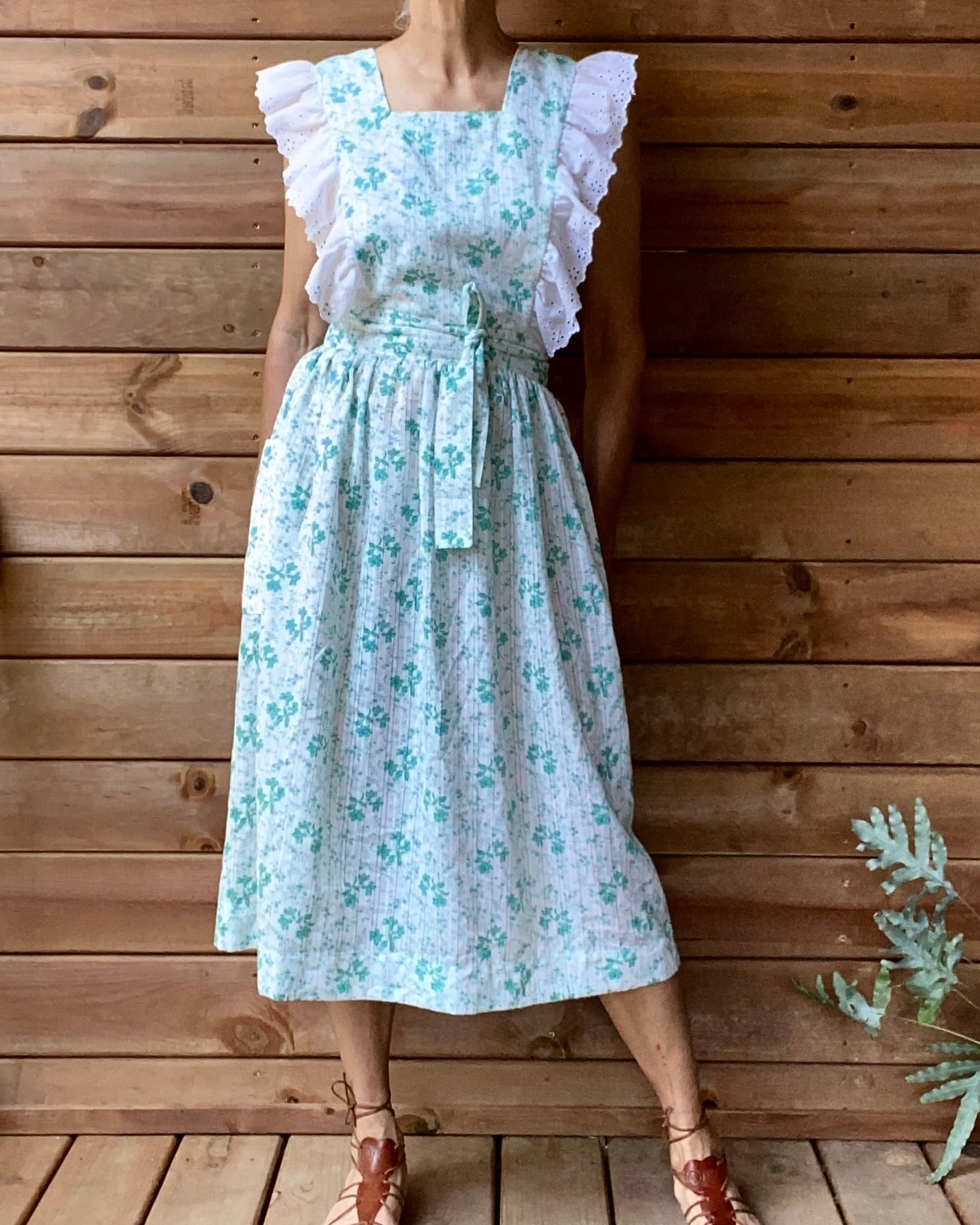 Vintage Pinafore Green Floral and Eyelet Dress  M L