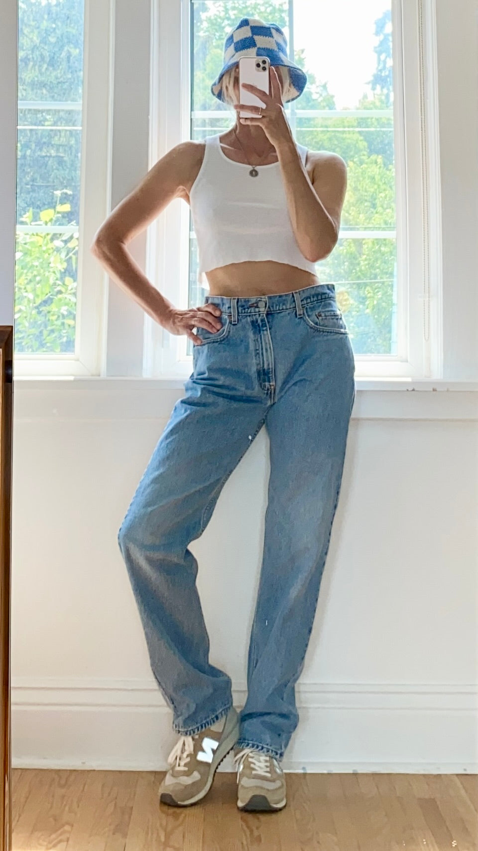 Vintage 1990s Levis 505 Light to Medium Wash 31 to 32