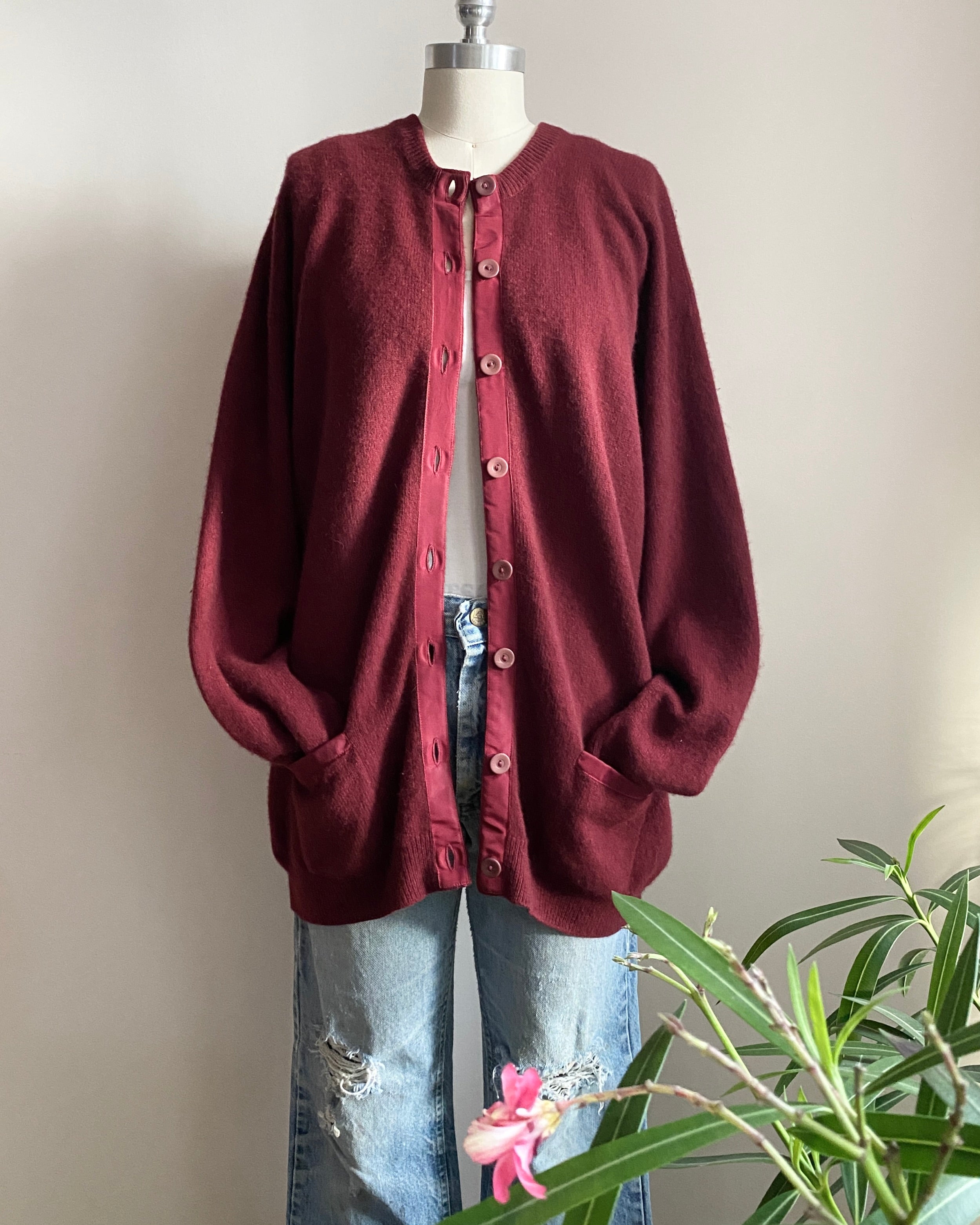 Vintage Burgundy 2ply Double ply 100% Cashmere Cardigan with Pockets and Grosgrain Detail L