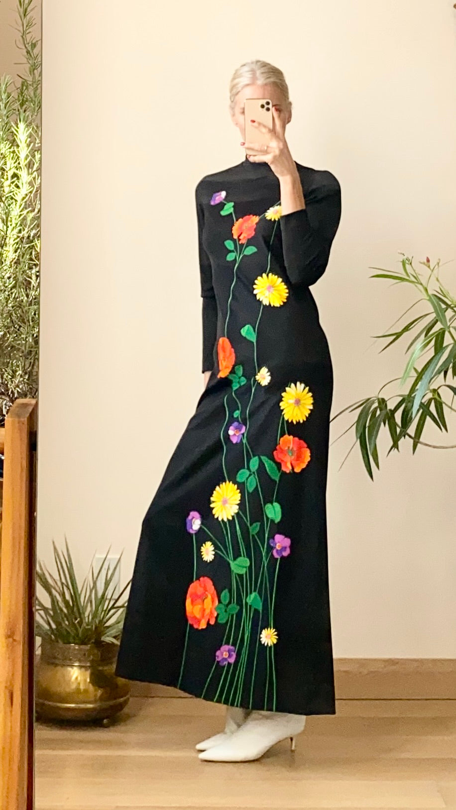 Vintage 1970s LILLI DIAMOND CALIFORNIA Black Jersey Maxi Long Dress with Floral Appliqué M