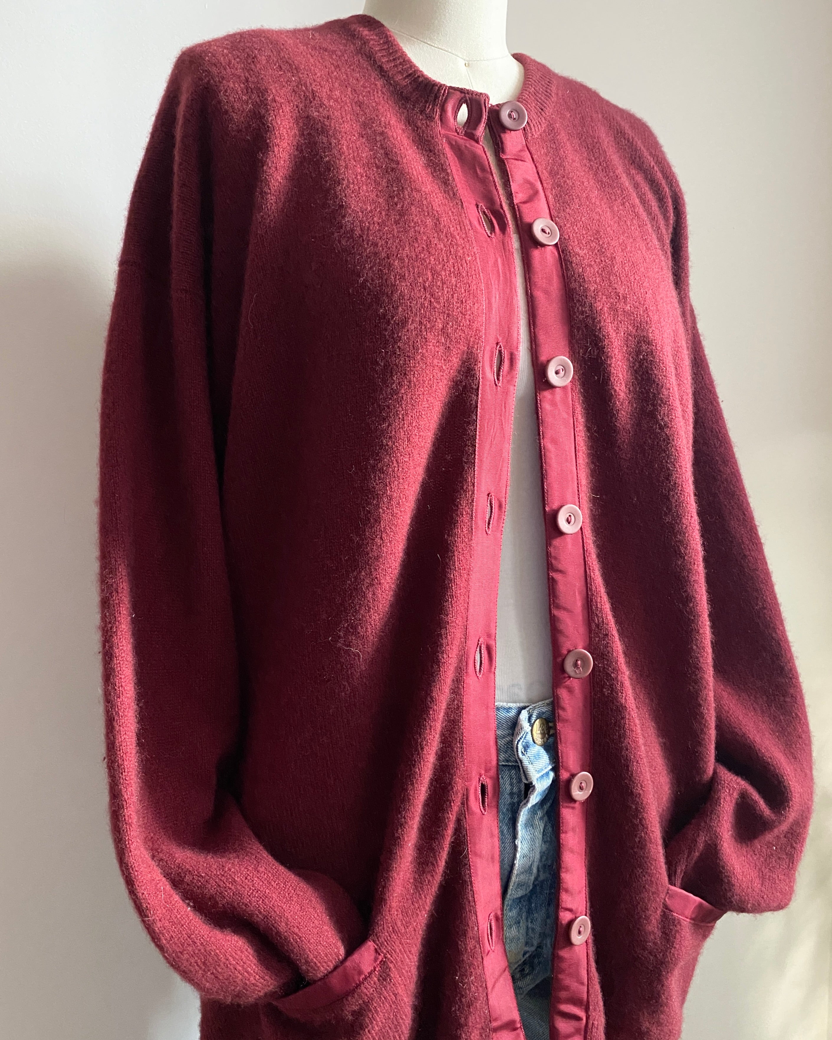 Vintage Burgundy 2ply Double ply 100% Cashmere Cardigan with Pockets and Grosgrain Detail L