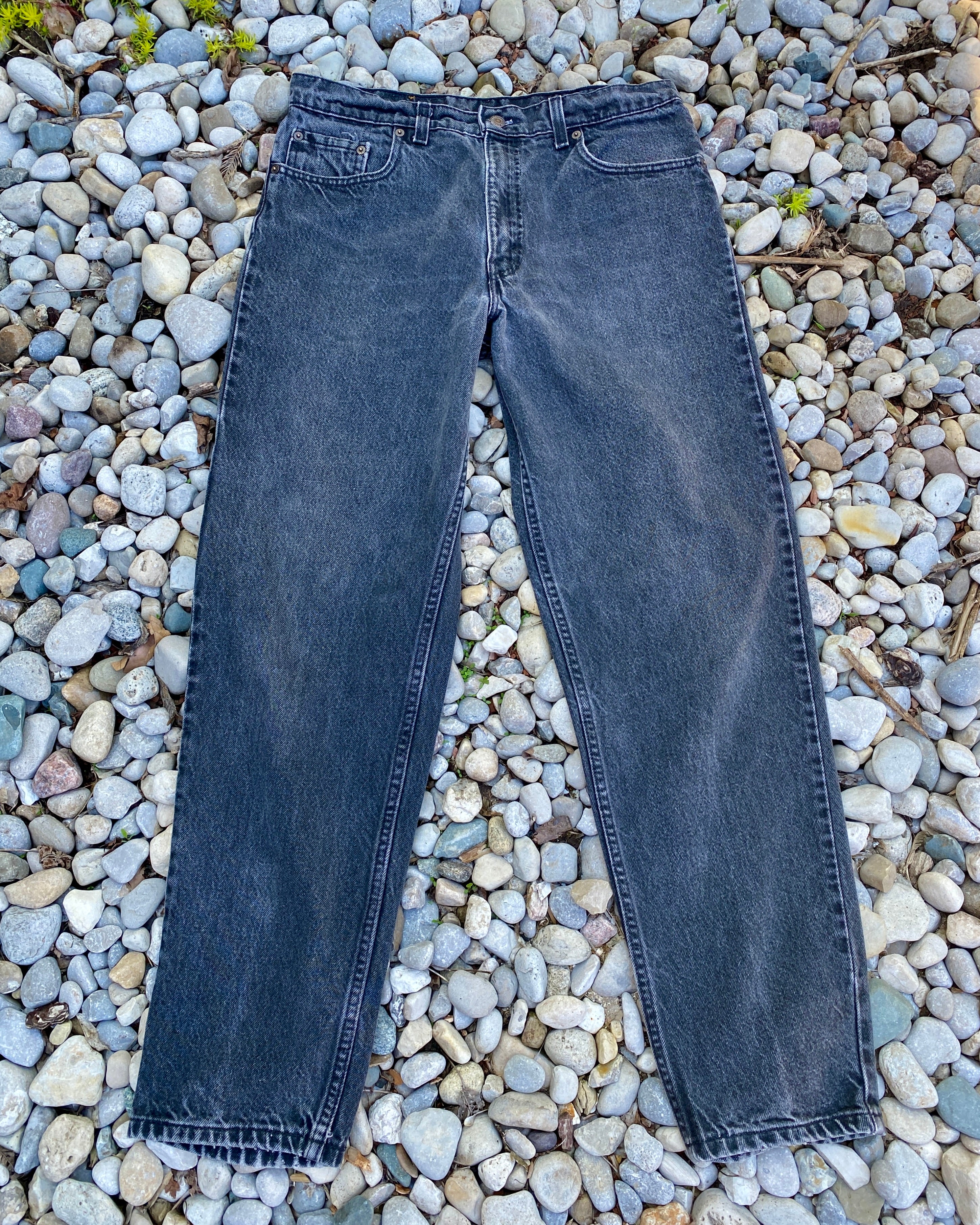Vintage Levis 550 Black Wash Jeans size 32 Made in USA
