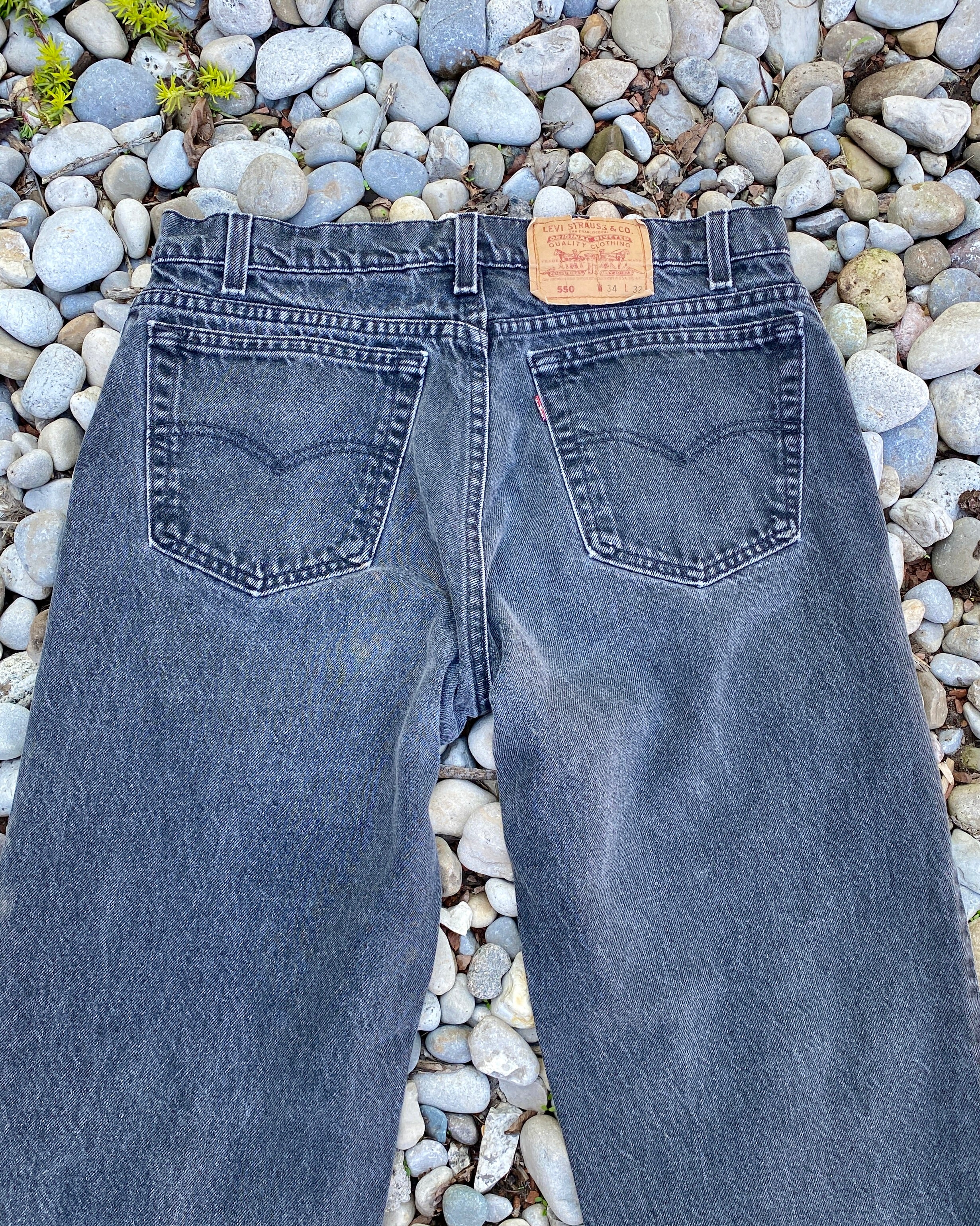 Vintage Levis 550 Black Wash Jeans size 32 Made in USA