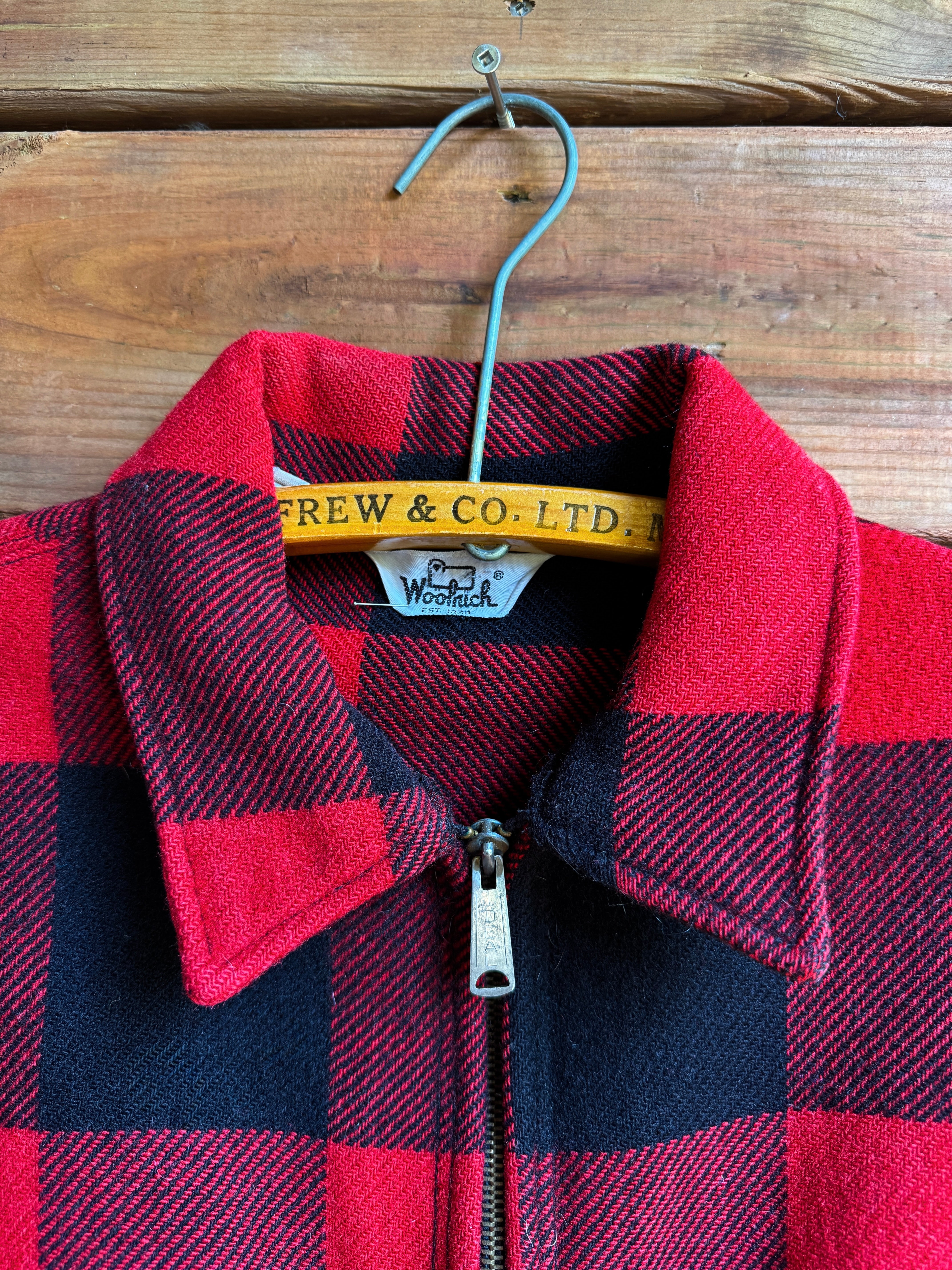Vintage 1960s Woolrich Wool Buffalo Plaid Hunting Ideal Zipper Flap Jacket Made in USA Size L