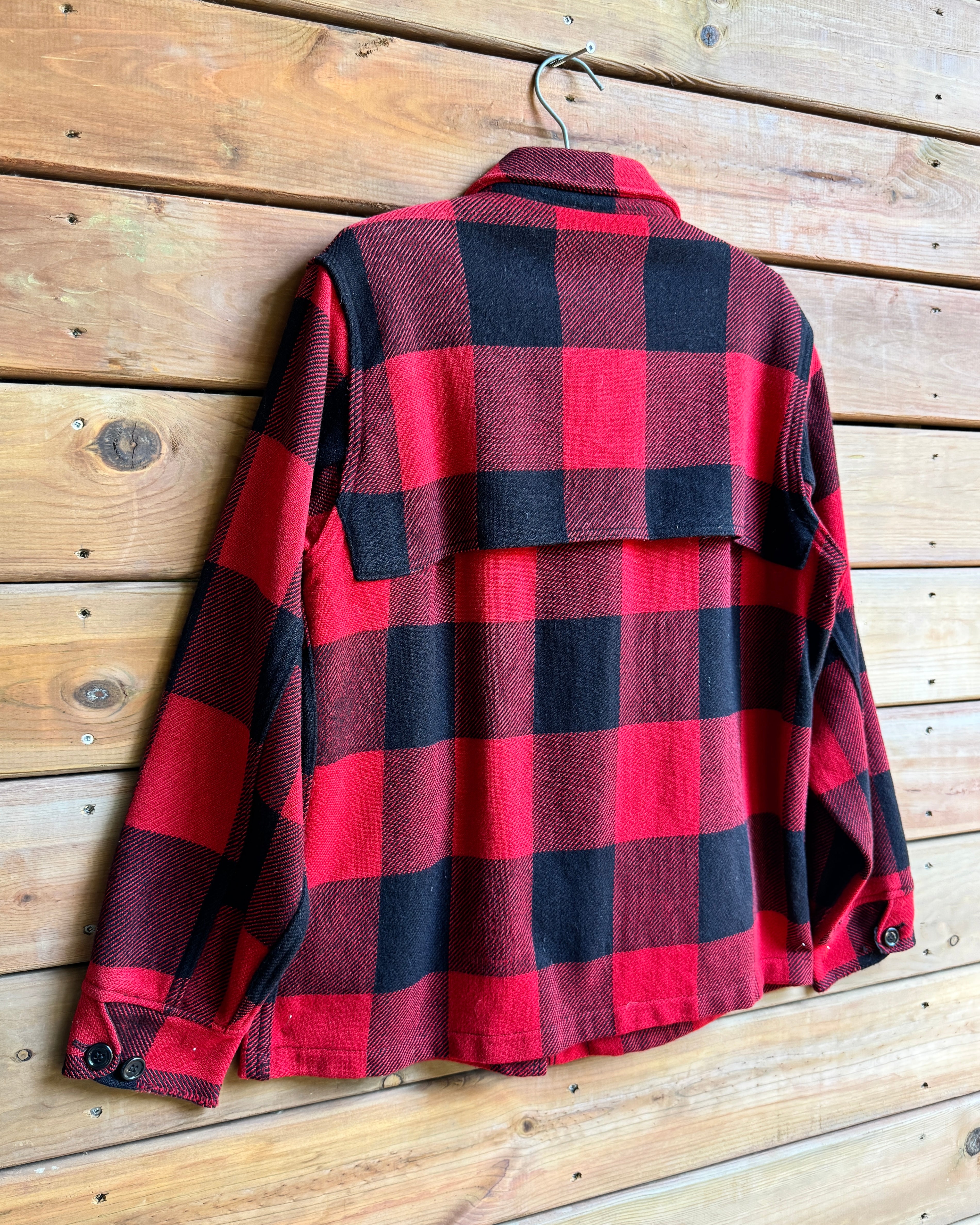 Vintage 1960s Woolrich Wool Buffalo Plaid Hunting Ideal Zipper Flap Jacket Made in USA Size L