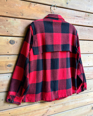 Vintage 1960s Woolrich Wool Buffalo Plaid Hunting Ideal Zipper Flap Jacket Made in USA Size L