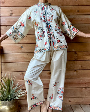 Vintage 1950s Deadstock Chinese Botanical Embroidered Ivory Silk Satin Pyjama Jacket and Pant Set S or M