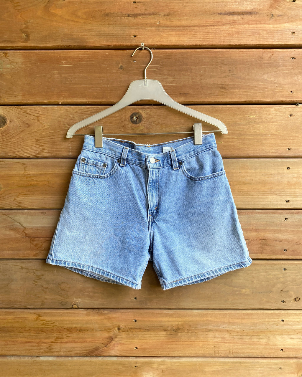 Vintage 1990s Red Tab Levis 555 Light Wash Hemmed Denim Jean Shorts 28 made in USA