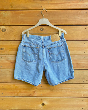 Vintage 1990s Red Tab Levis Medium Wash Hemmed Denim Jean Shorts 32