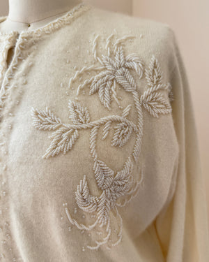 Vintage 1950s Cashmere and Wool Cream Hand Beaded Rocaille Ivory Pearl like Seed Beads in a Lily Flower Design Cardigan M