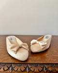 Vintage 1990s Natori Cream Blush Satin Moire Wedge Mule Slip On Bedroom Slipper Boudoir Shoes with Bow and Dust Bag Size 6 6.5