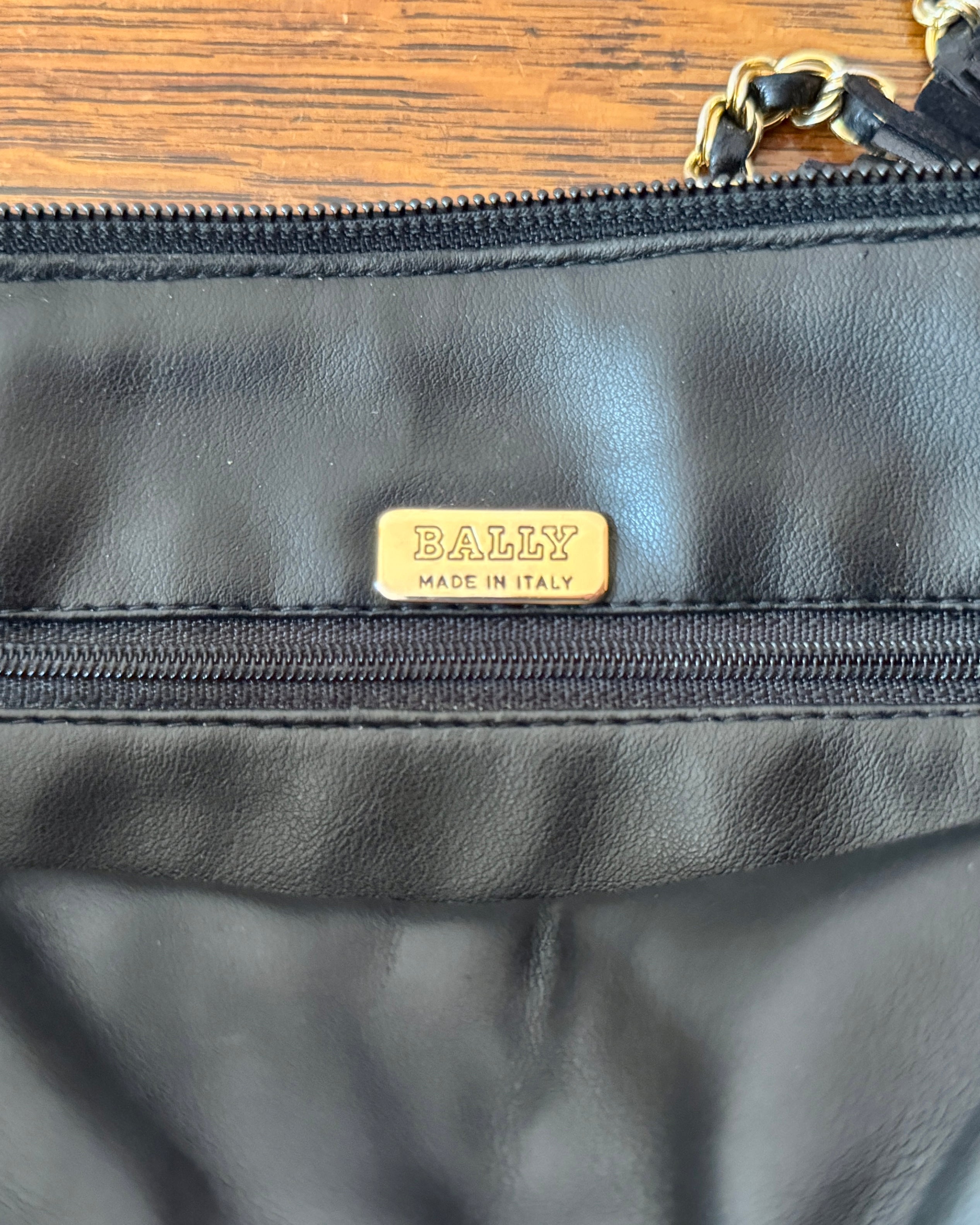 Vintage Quilted Matelasse Black Patent Leather BALLY Shoulder Bag Cross Body with Gold Chain Crossbody Strap and Tassel Made in Italy