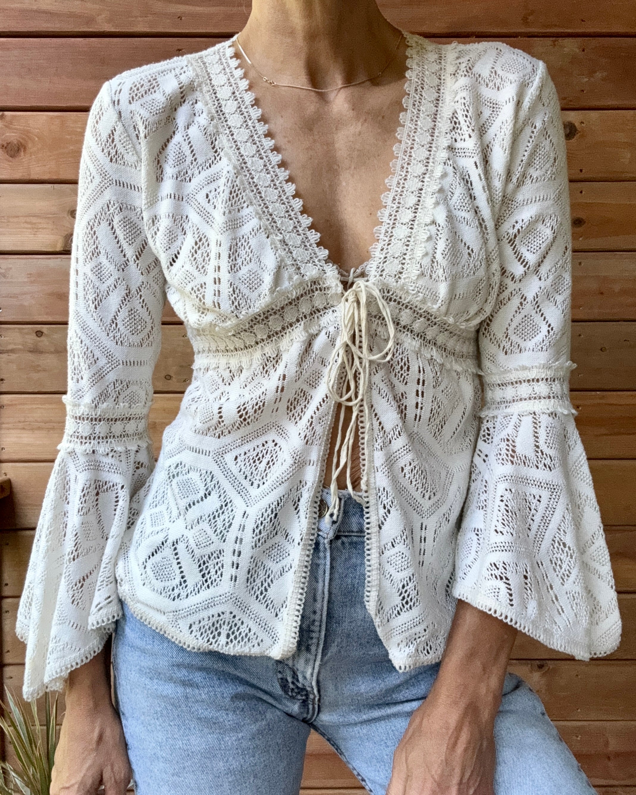Vintage 1990s Baby Doll Lace Bell Flounce Sleeve Cream Top with Front Tie Made in Mexico M
