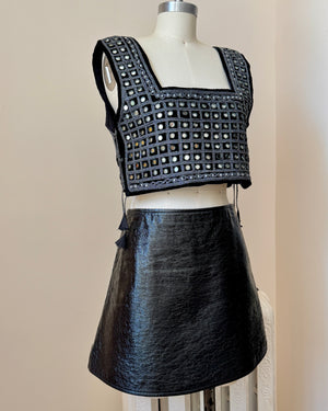 2000s Courrèges Black Crinkled Vinyl Mod French 1960s Inspired Miniskirt with Detachable Side Zippers Size 40 6