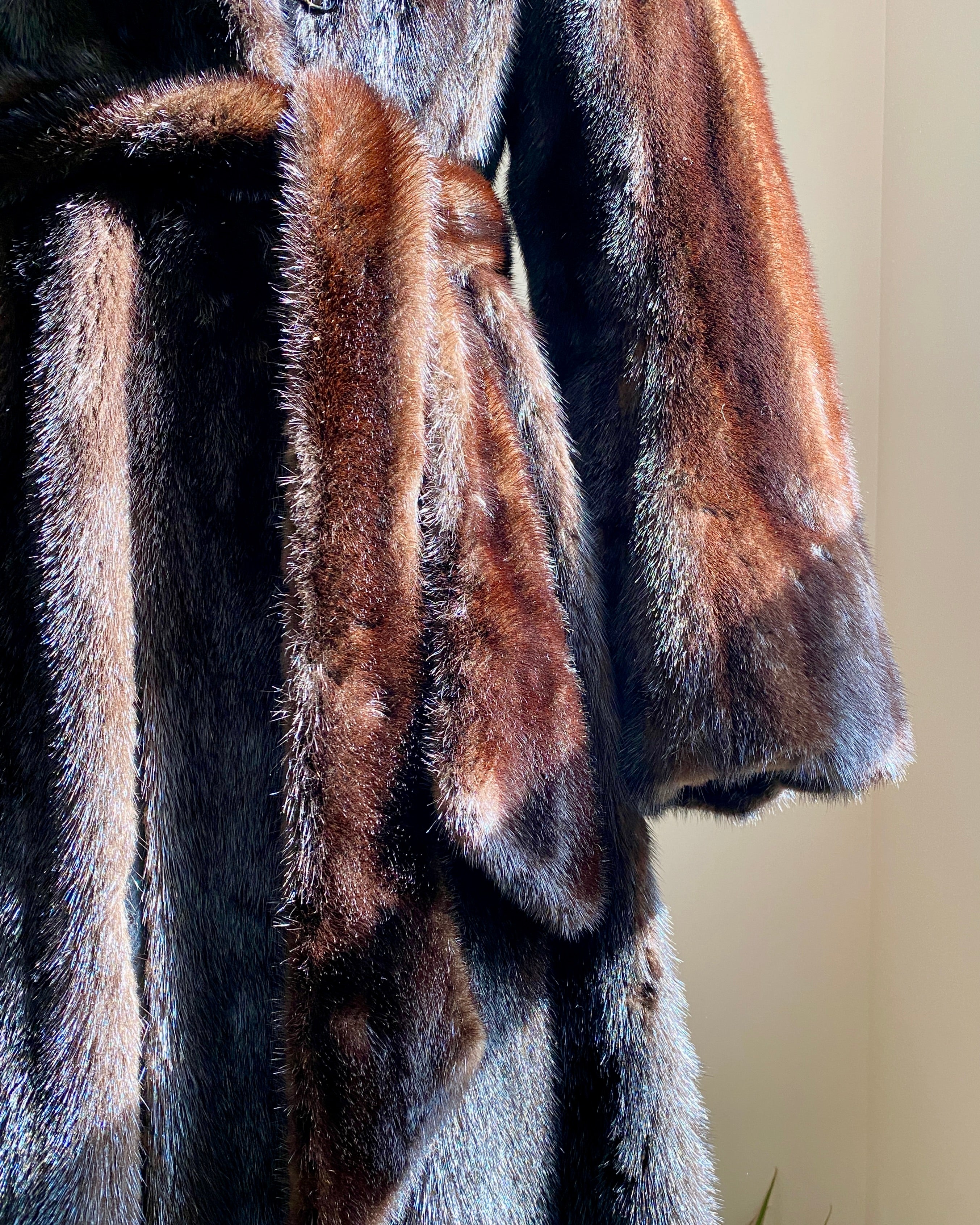 Vintage 1970s SAMUEL GROSSMAN Dark Brown Mink Panelled Fur Coat / with Belt / Notch Lapel Collar /  Bell Sleeves size S 4