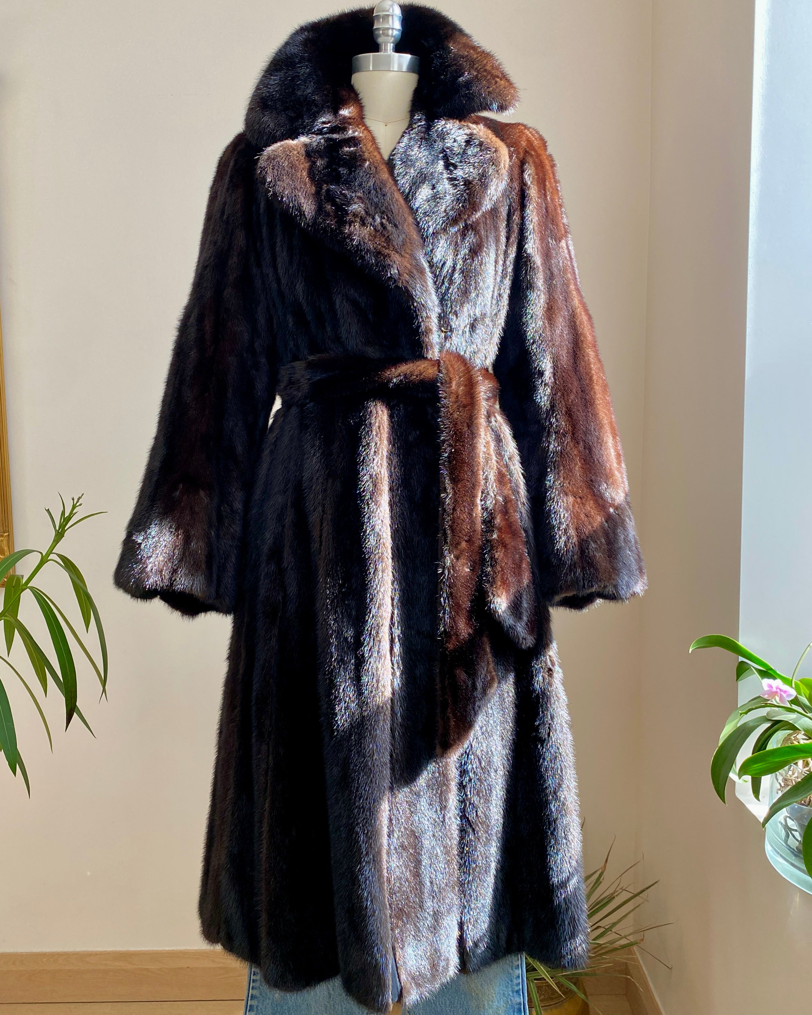 Vintage 1970s SAMUEL GROSSMAN Dark Brown Mink Panelled Fur Coat / with Belt / Notch Lapel Collar /  Bell Sleeves size S 4