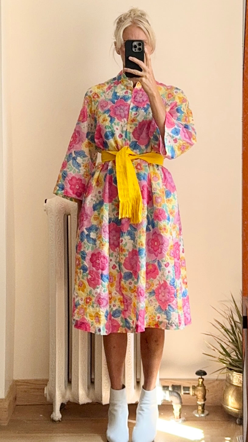 Vintage 1960s Stella Fagin Floral Pegnoir Union Made ILGWU