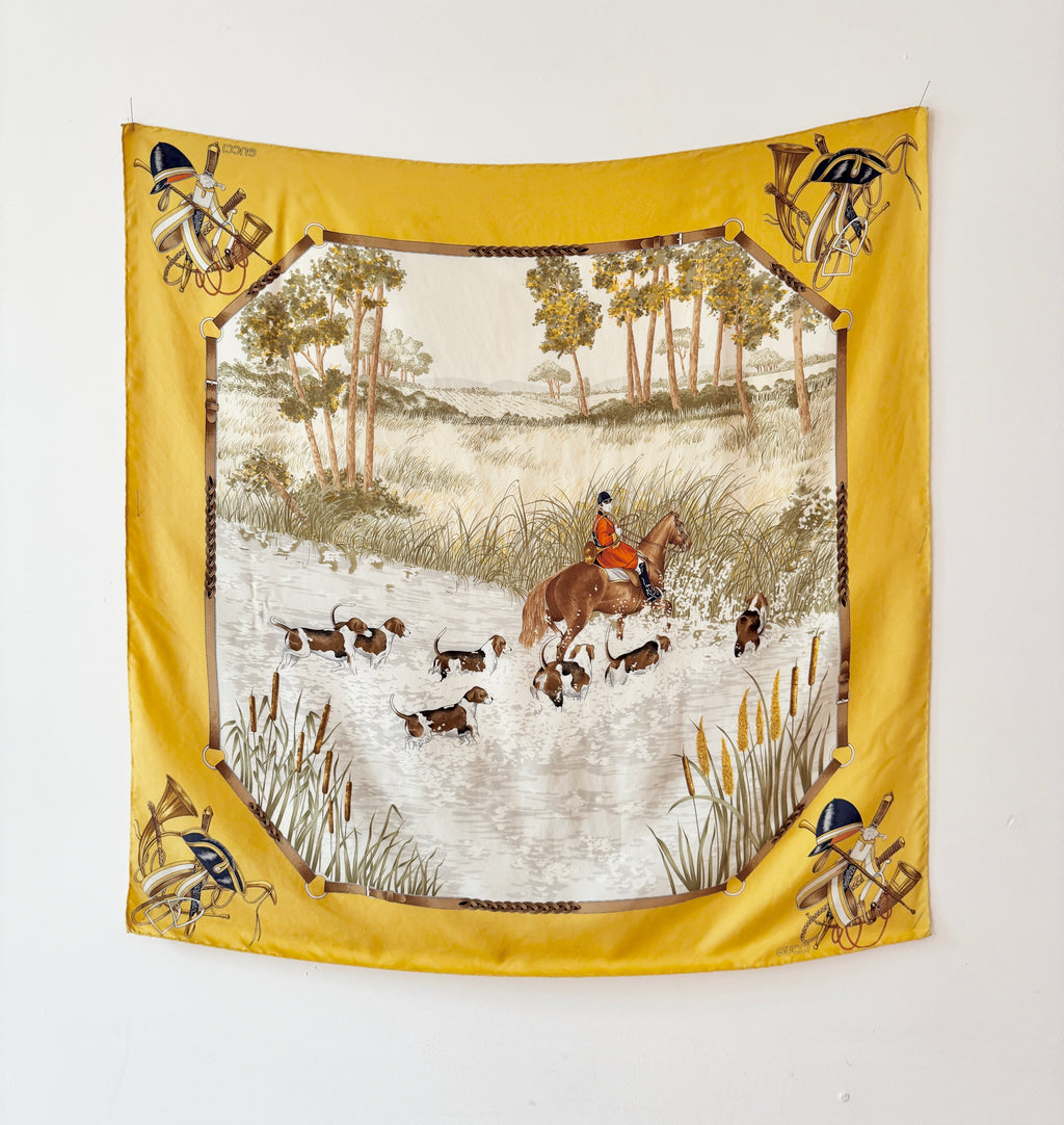Vintage GUCCI 1980s Hunting Scene with Beagles and Horse Rider Silk Twill Carre Scarf Shawl 33X33 Made in Italy