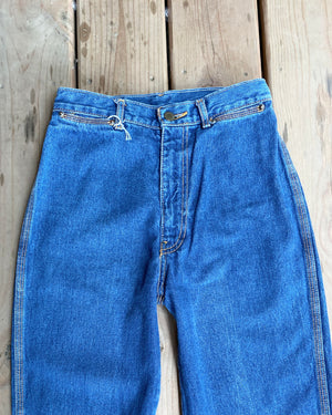 Vintage BRITTANIA Late 1970s High Waist Straight Boot Leg Medium Blue Wash Jeans size 25 Made in USA