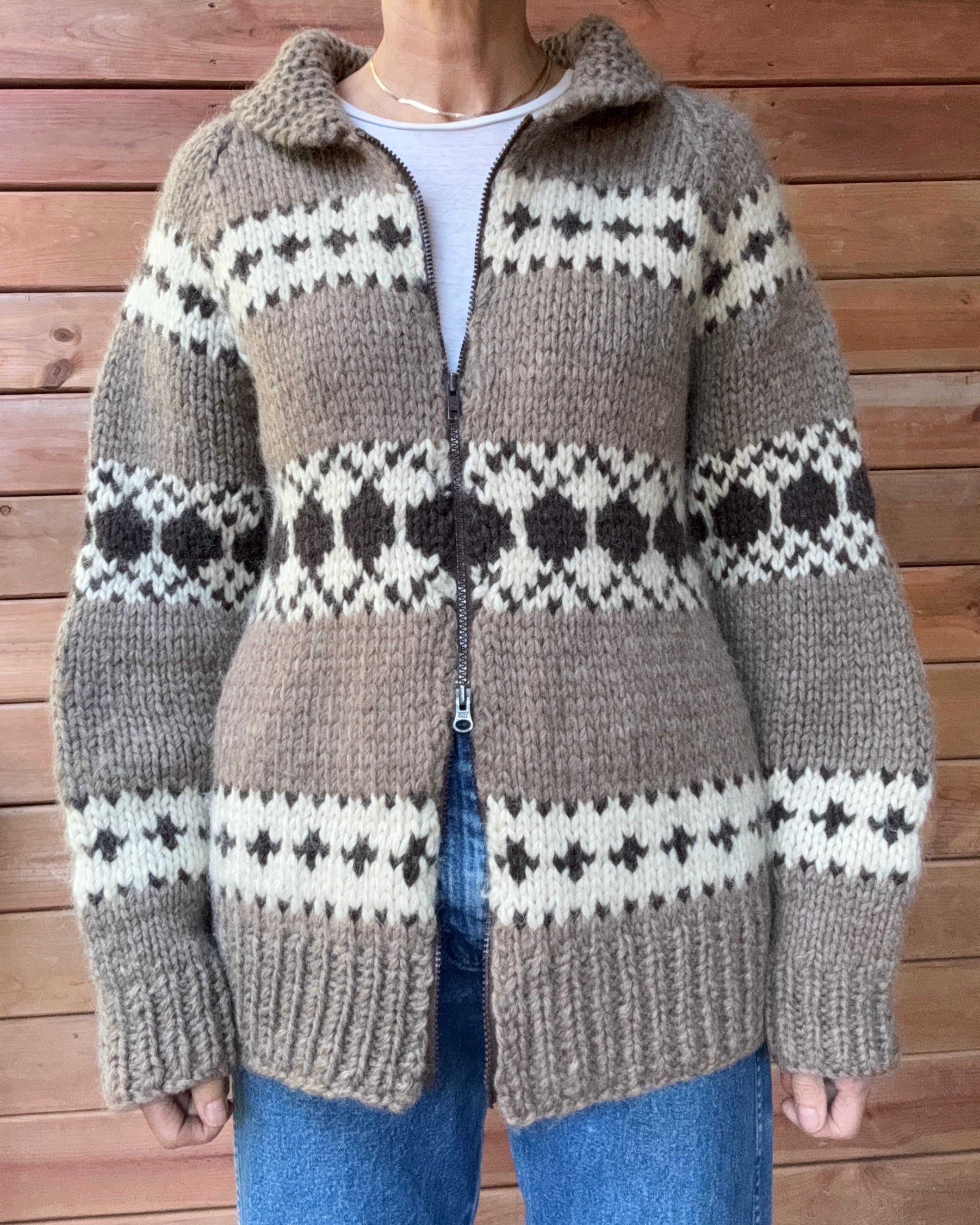 Vintage Hand Knit Cowichan Fair Isle Pattern in Oatmeal Brown and Cream Cardigan Jacket M L Made in Cowichan BC Canada