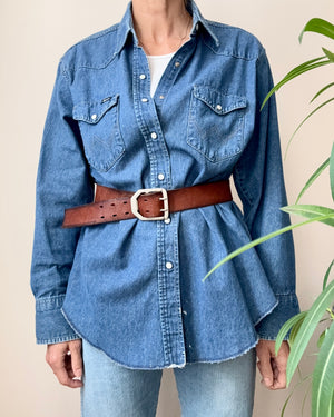 Vintage 1990s Wrangler Classic Pearl Snap Jean Shirt Jacket with X Long Tails Made in USA