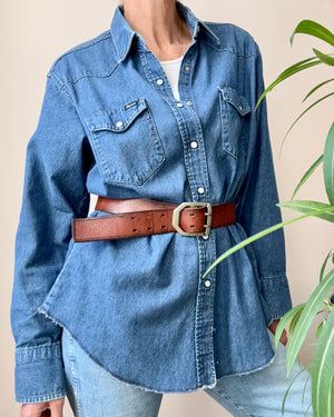 Vintage 1990s Wrangler Classic Pearl Snap Jean Shirt Jacket with X Long Tails Made in USA